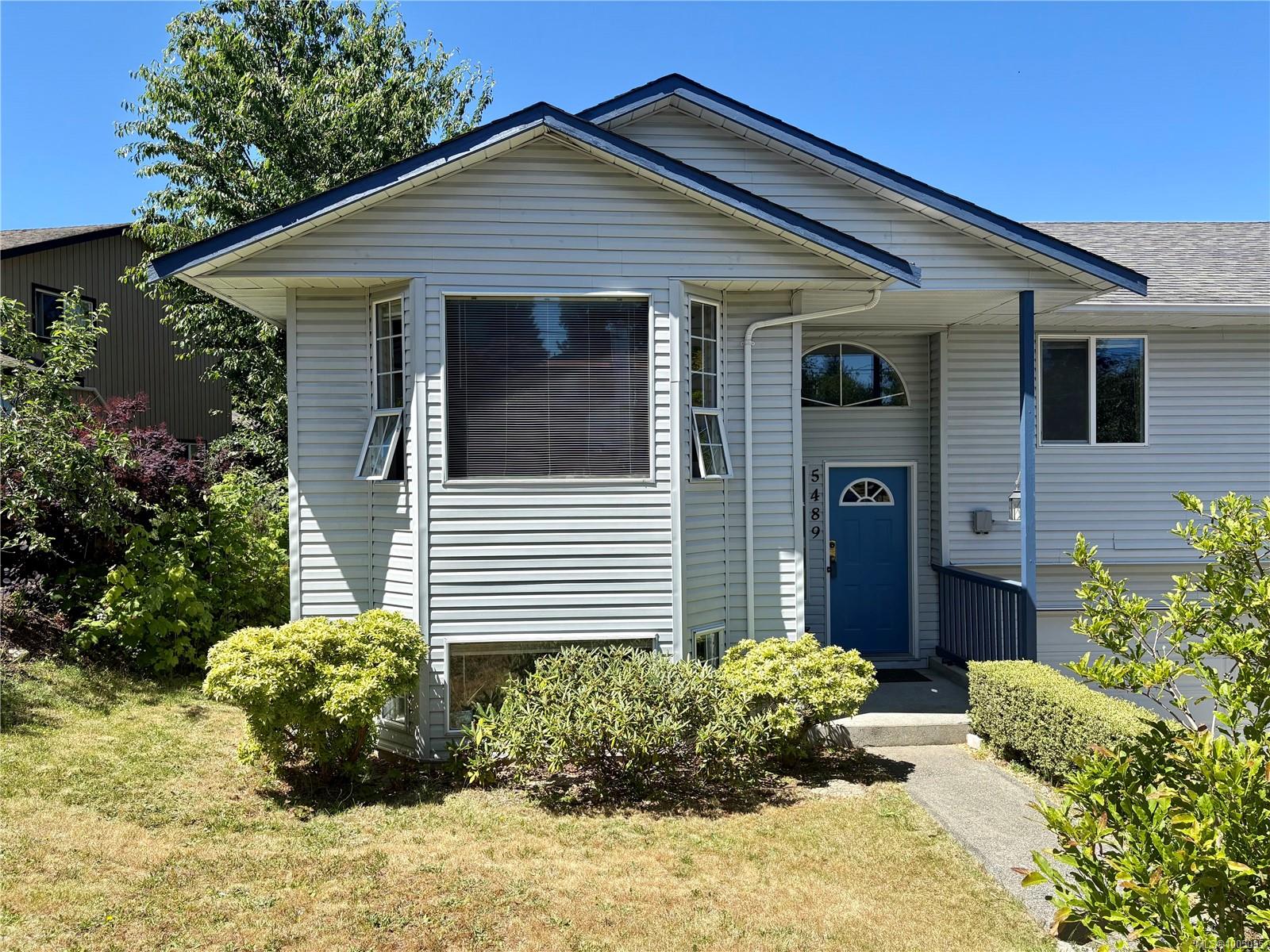 $859,900 - 5489 Kenwill Dr<br>British Columbia, V9T 5M5