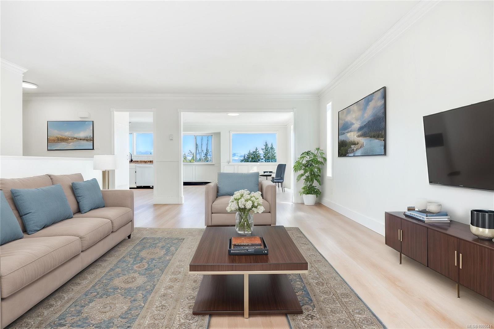 $775,000 - 5812 Bradbury Rd<br>British Columbia, V9T 6R2