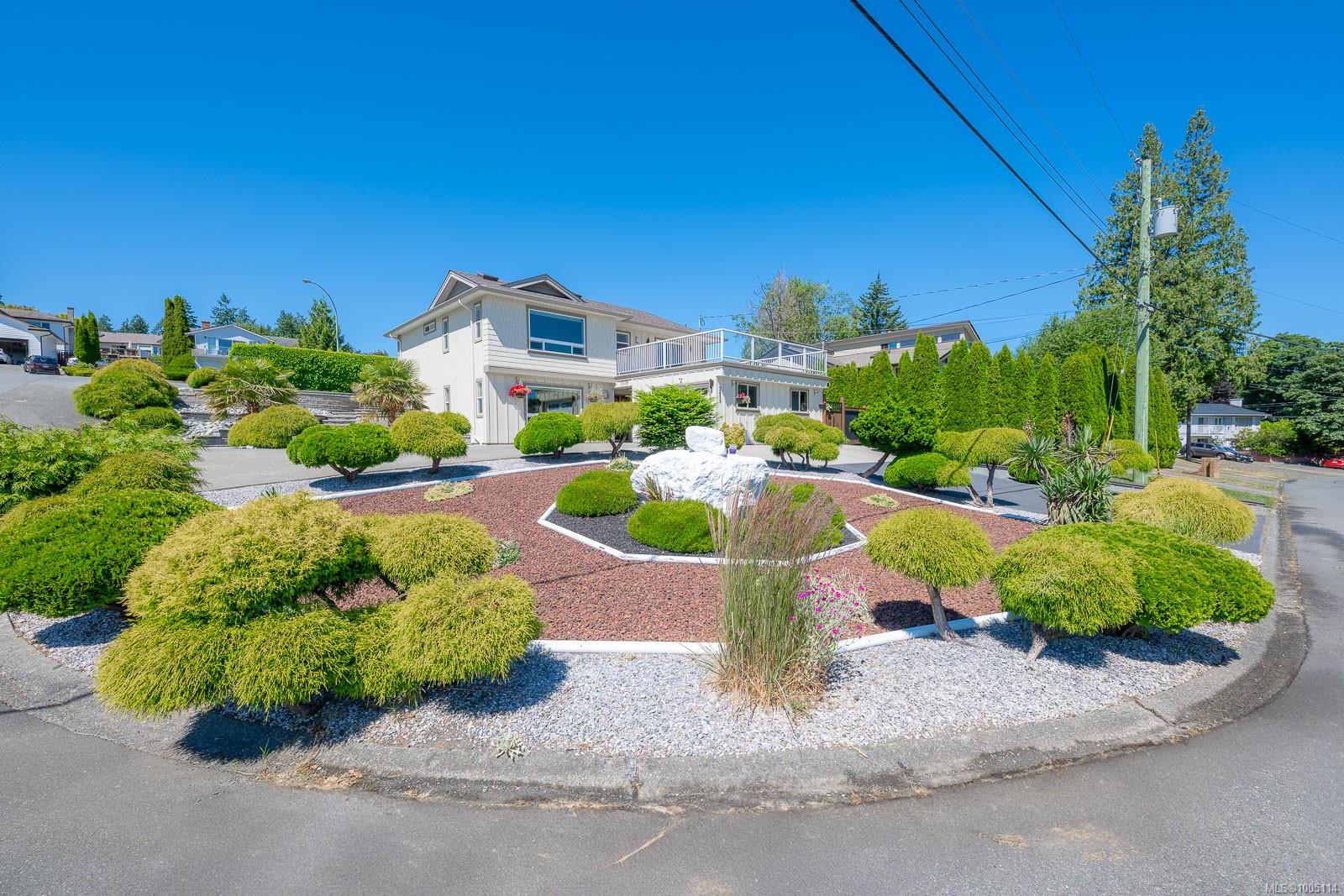 $1,089,000 - 2839 NEYLAND Rd<br>British Columbia, V9T 3G2