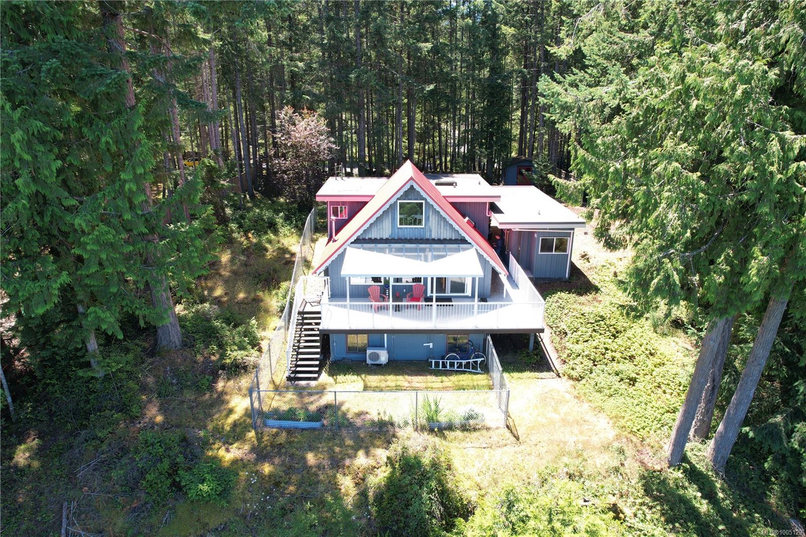 $825,000 - 1520 Wild Cherry Terr<br>British Columbia, V0R 1X5