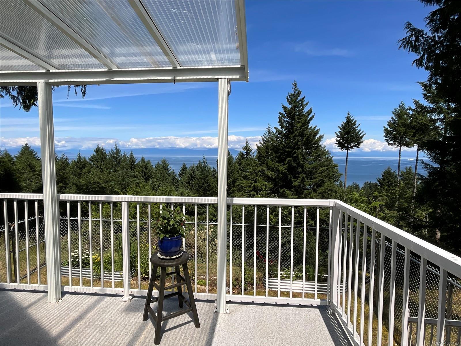 $825,000 - 1520 Wild Cherry Terr<br>British Columbia, V0R 1X5