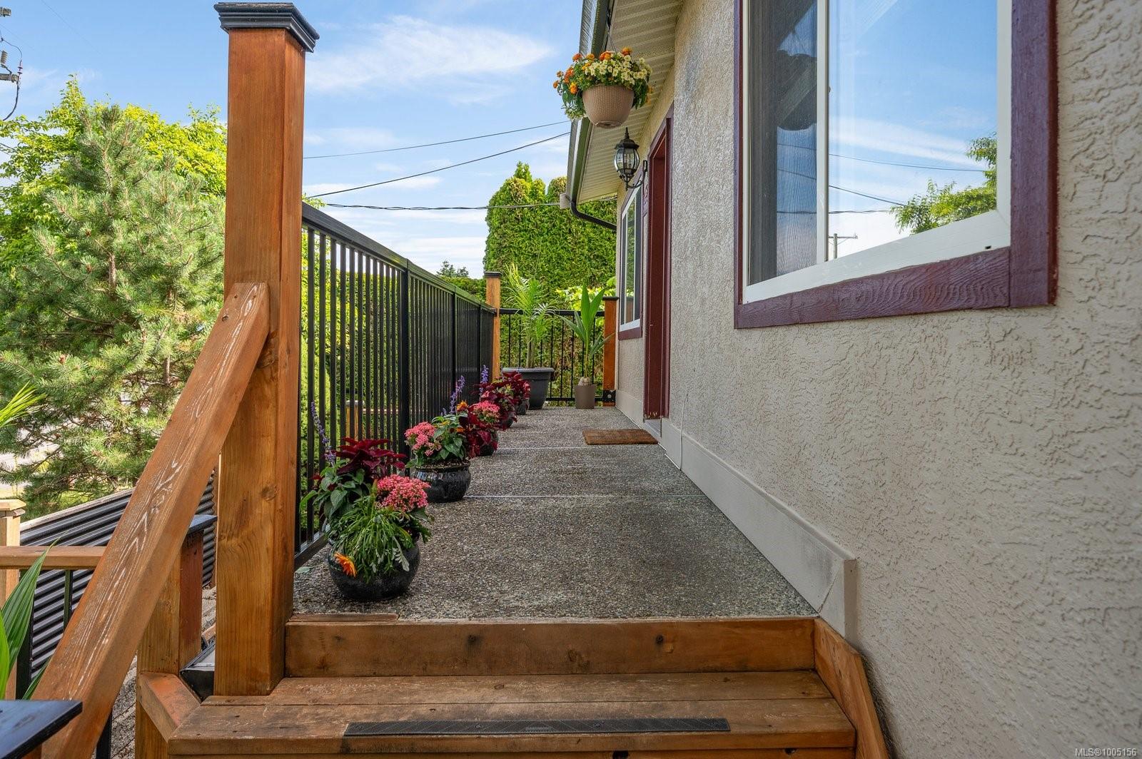 $738,000 - 5665 TURNER Rd<br>British Columbia, V9T 5N8