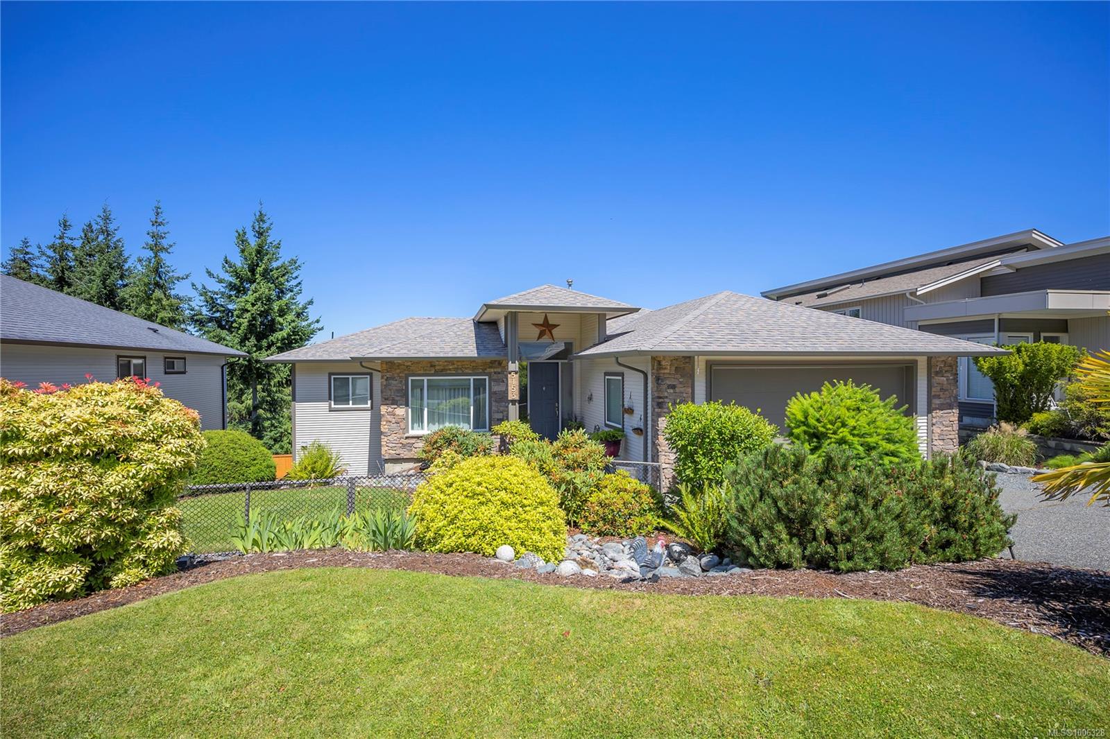 5153 Dunn Pl, Na North Nanaimo real estate property for sale in Nanaimo British Columbia, V9T 6S9