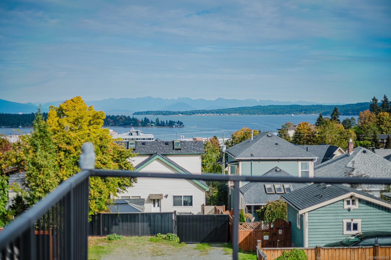 $849,000 - 446 Kennedy St<br>British Columbia, V9R 2J5