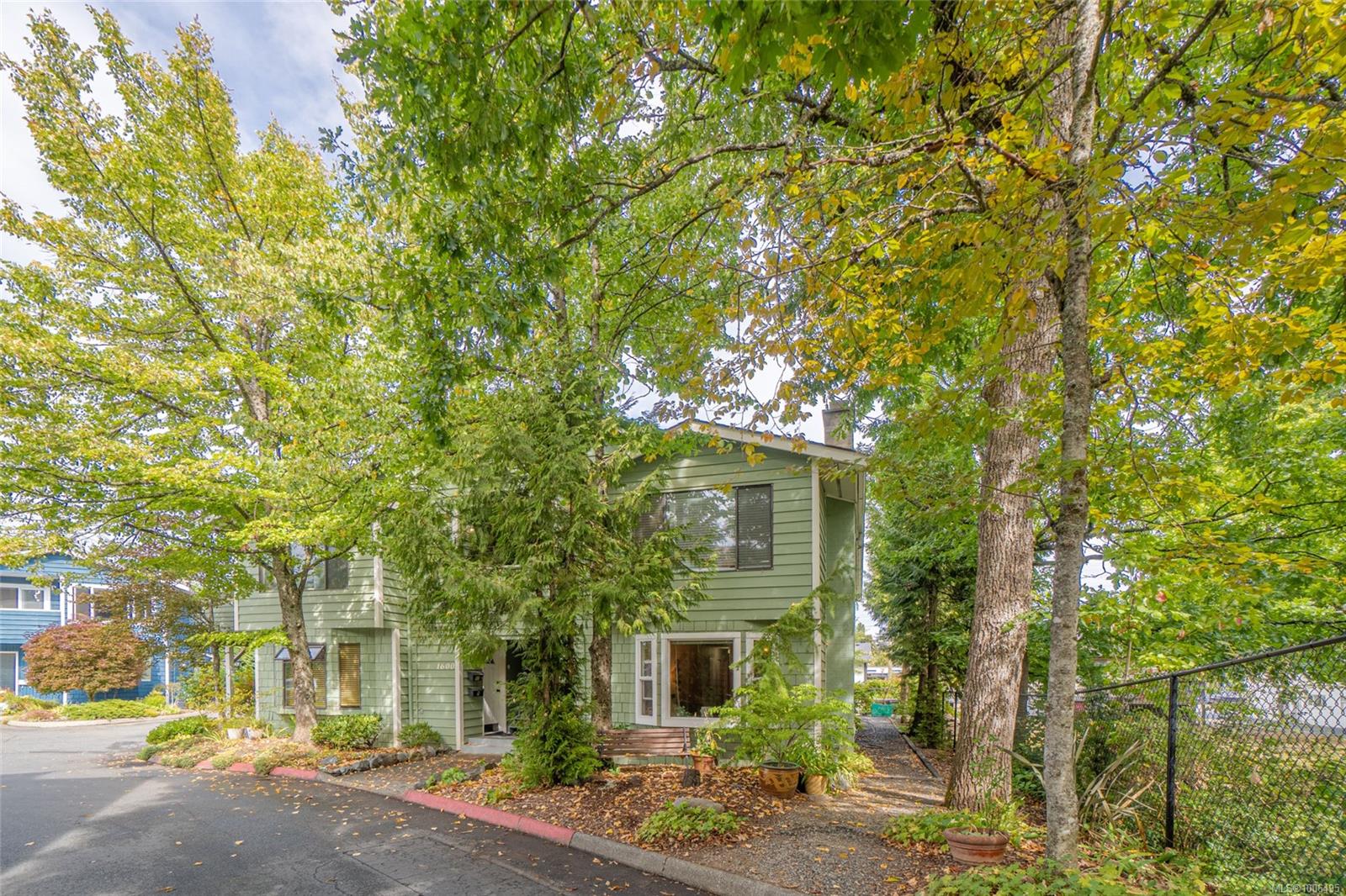 $399,900 - 1600 Morey Rd<br>British Columbia, V9S 1J7