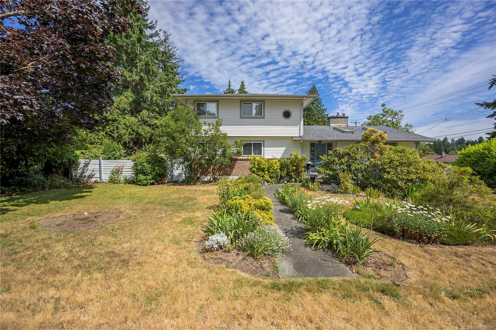 2901 Newton St, Na Departure Bay real estate property for sale in Nanaimo British Columbia, V9T 2Y2