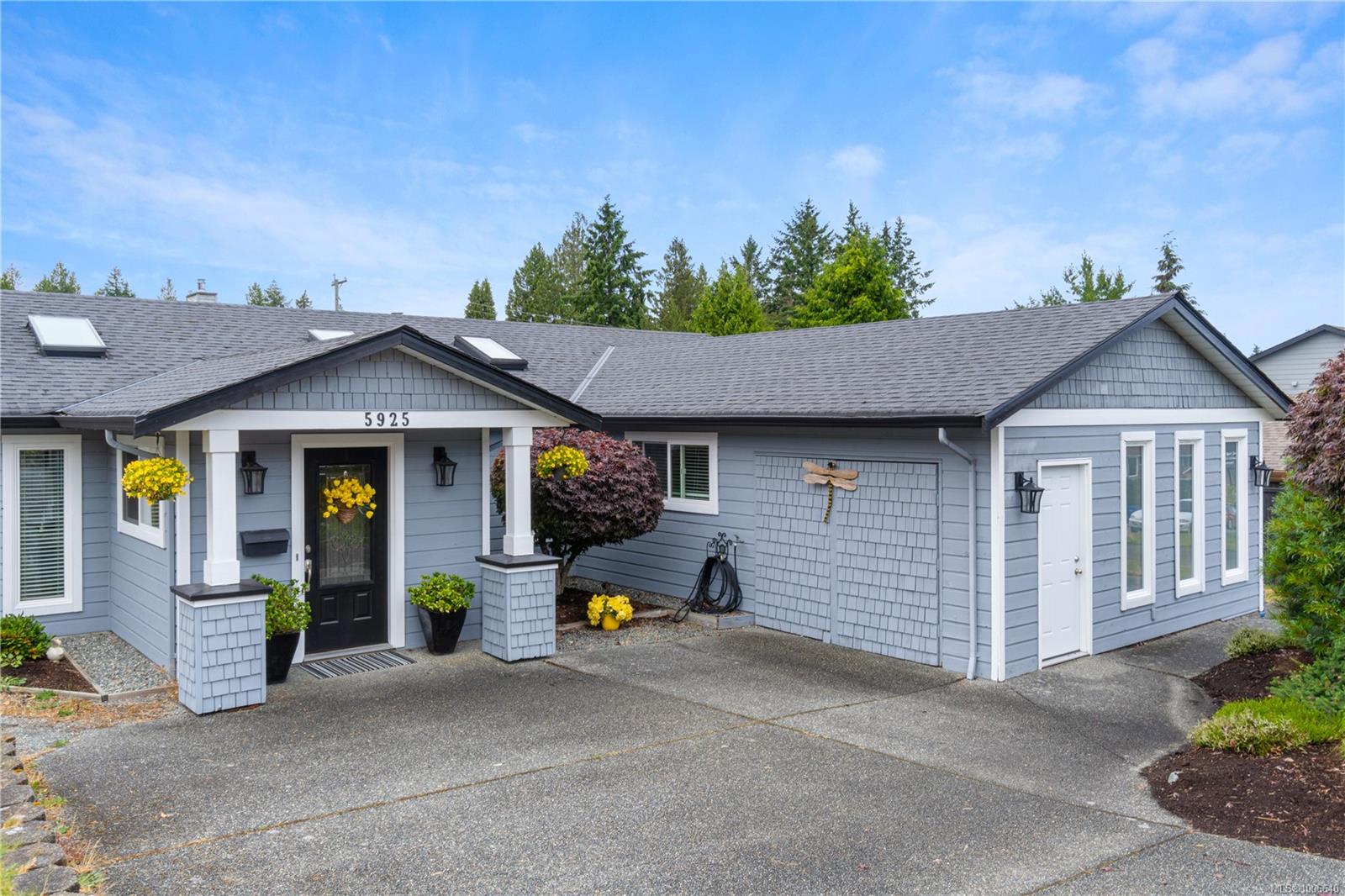 5925 Breonna Dr, Na North Nanaimo real estate property for sale in Nanaimo British Columbia, V9V 1E9