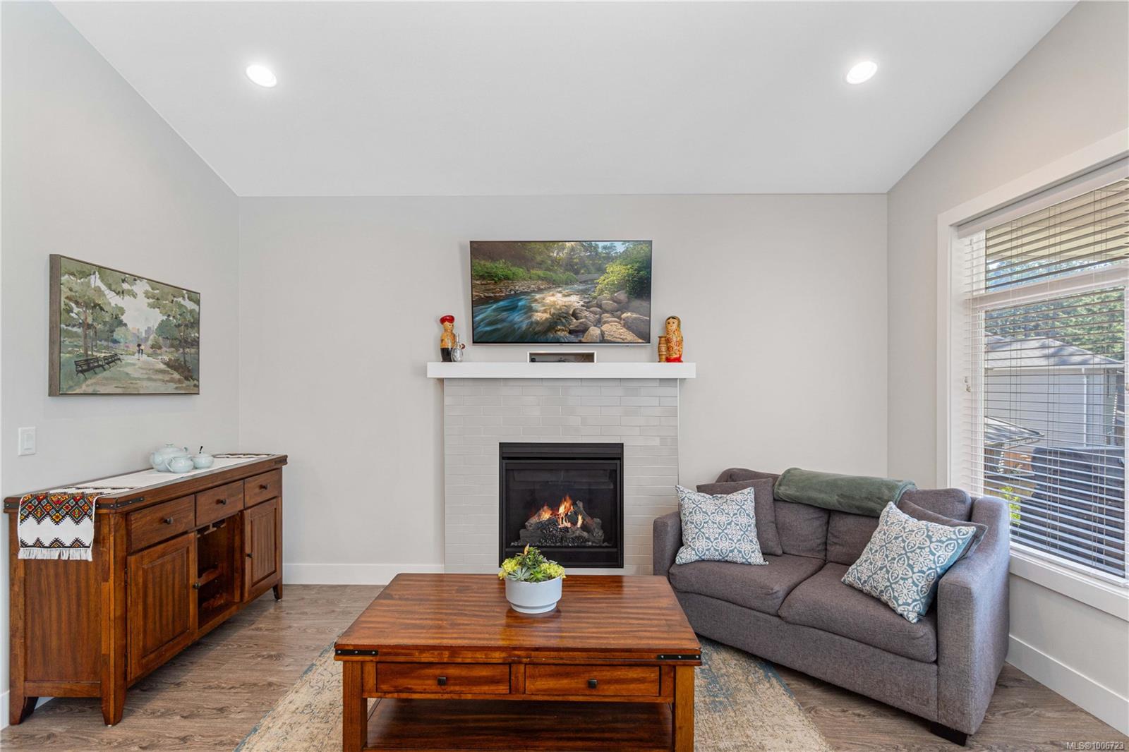 $1,098,000 - 509 Waterwood Pl<br>British Columbia, V9T 0J6