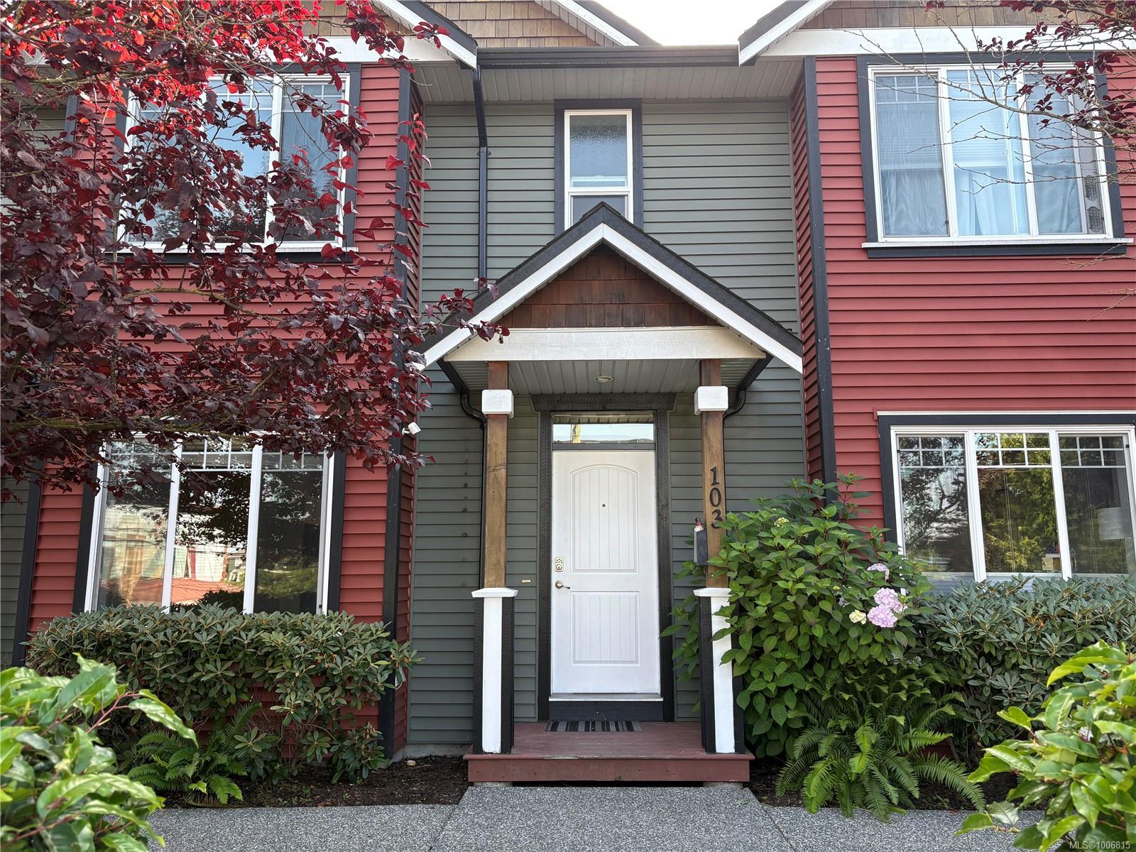 $569,000 - 499 Milton St<br>British Columbia, V9R 2K9