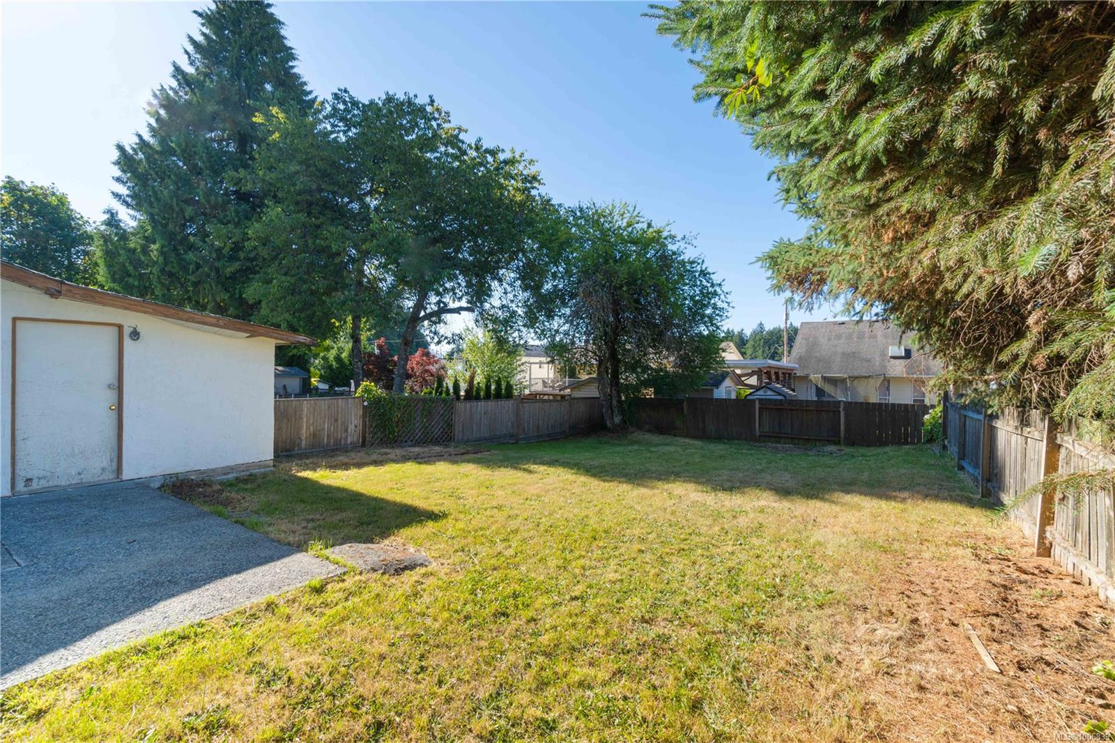 $524,900 - 2479 Rosstown Rd<br>British Columbia, V9T 3R6