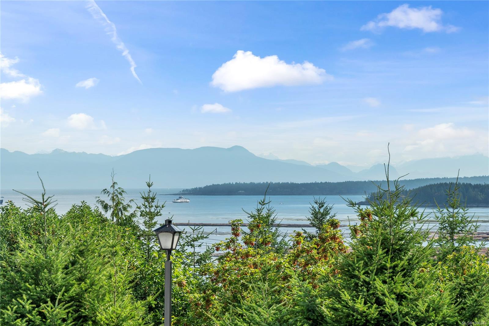 $398,900 - 385 Petroglyph Cres<br>British Columbia, V9R 5K1