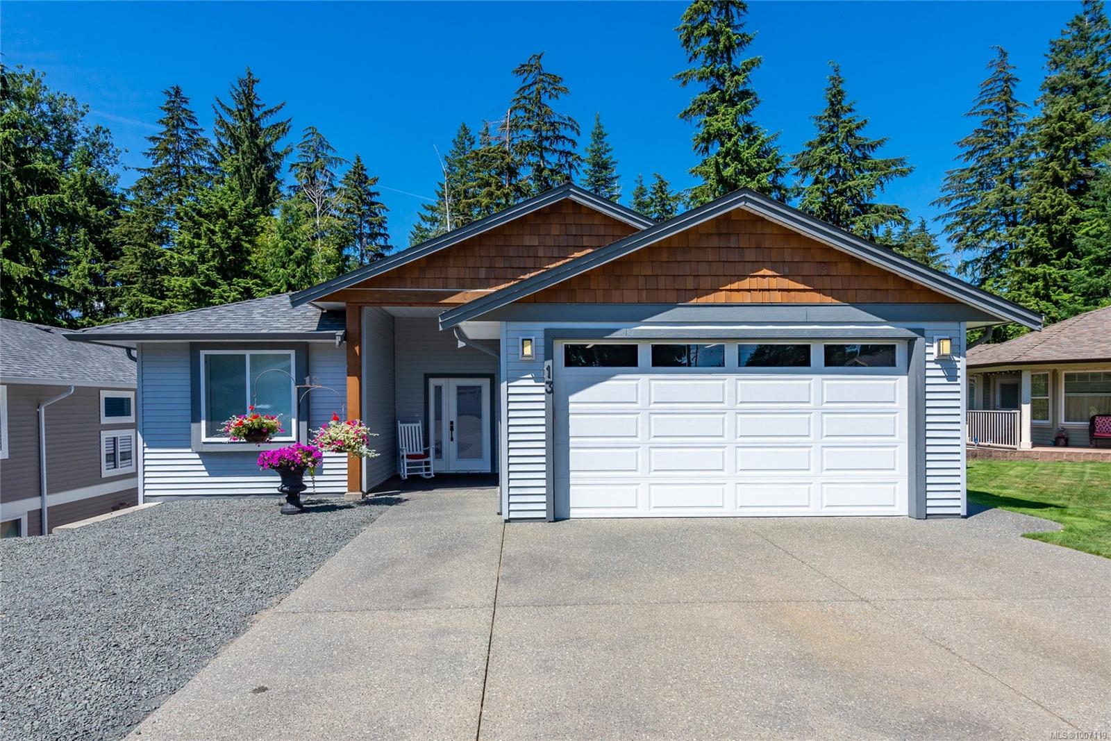 $919,000 - 100 McPhedran Rd<br>British Columbia, V9W 5P4