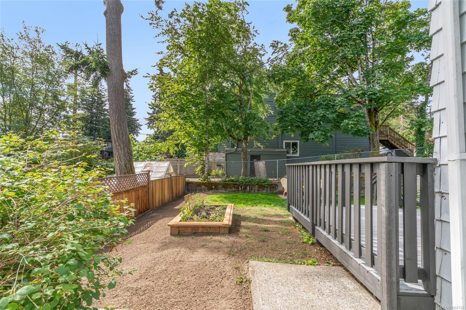 $600,000 - 625 Nova St<br>British Columbia, V9R 5S8