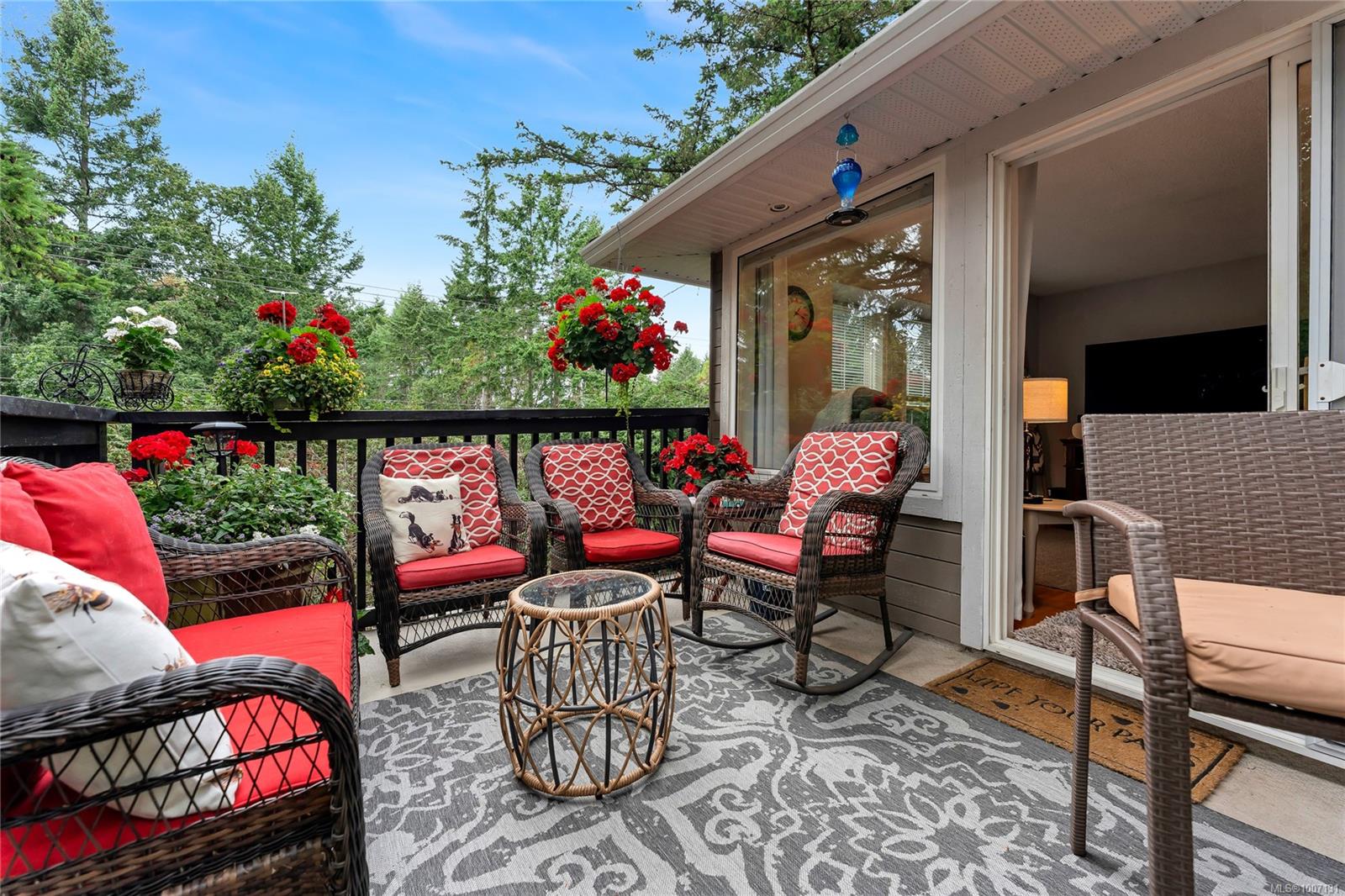 $1,170,000 - 3350 Redden Rd<br>British Columbia, V9P 9H4
