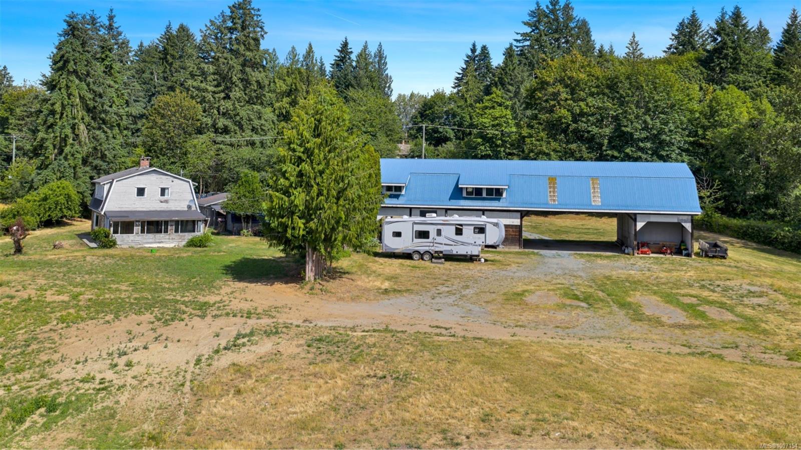 $975,000 - 4270 Cowichan Lake Rd<br>British Columbia, V9L 6H2