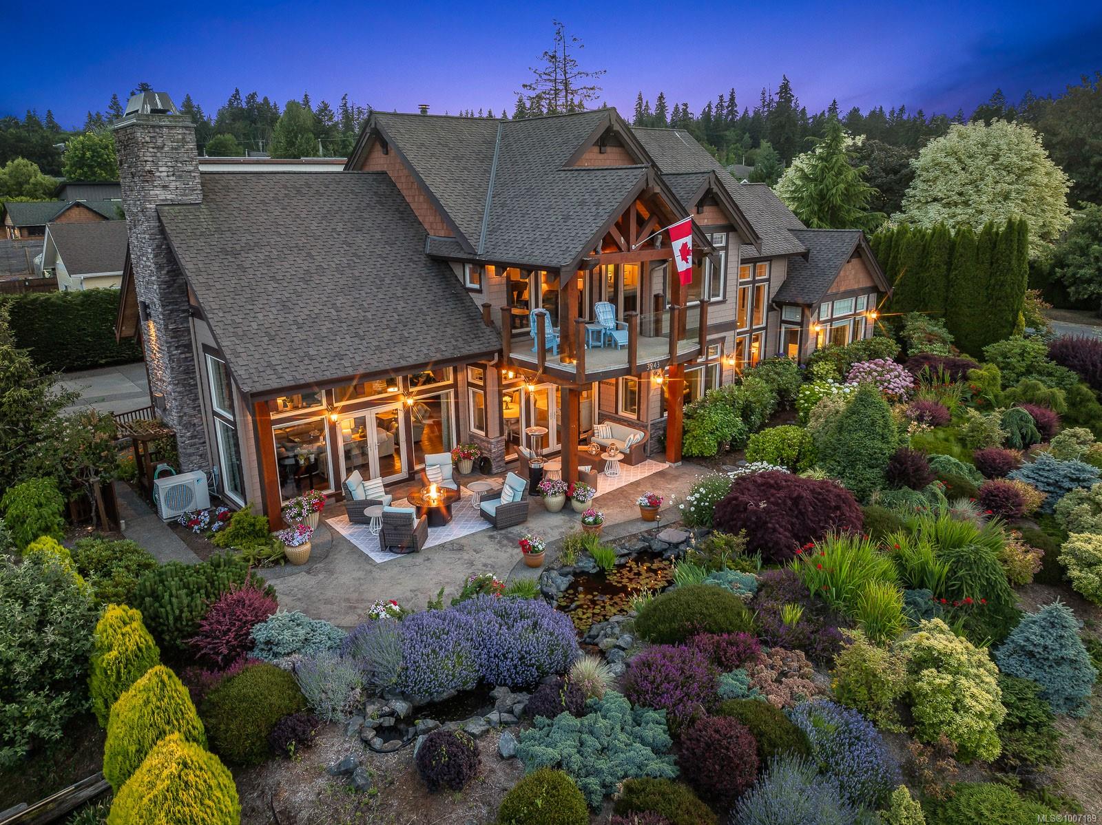 $3,400,000 - 3943-3941 Marine Dr<br>British Columbia, V0R 2V0