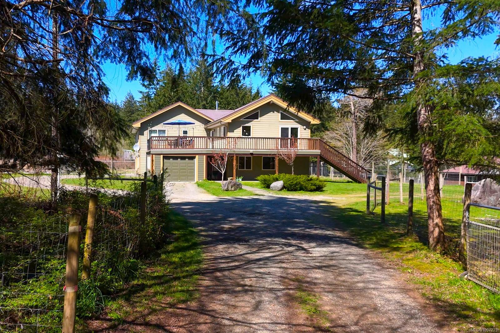 $1,995,000 - 2892 Maridge Rd<br>British Columbia, V9J 1M9