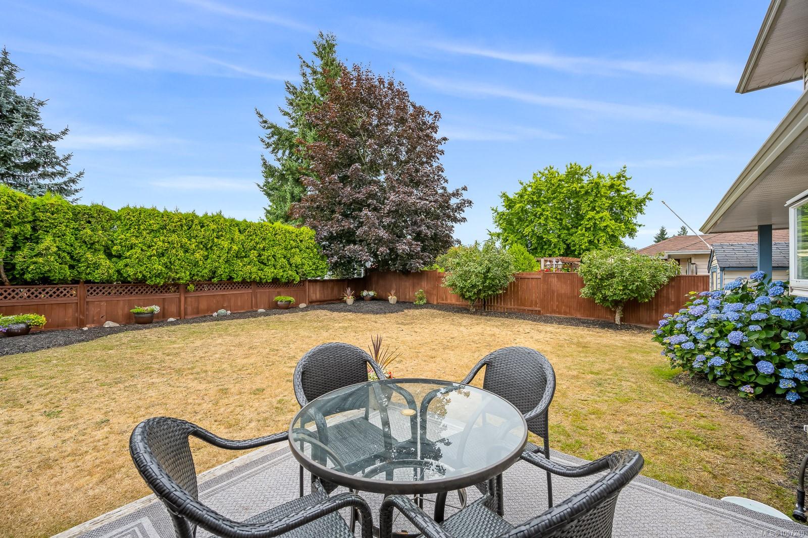 $921,000 - 1851 Mallard Dr<br>British Columbia, V9N 8M2