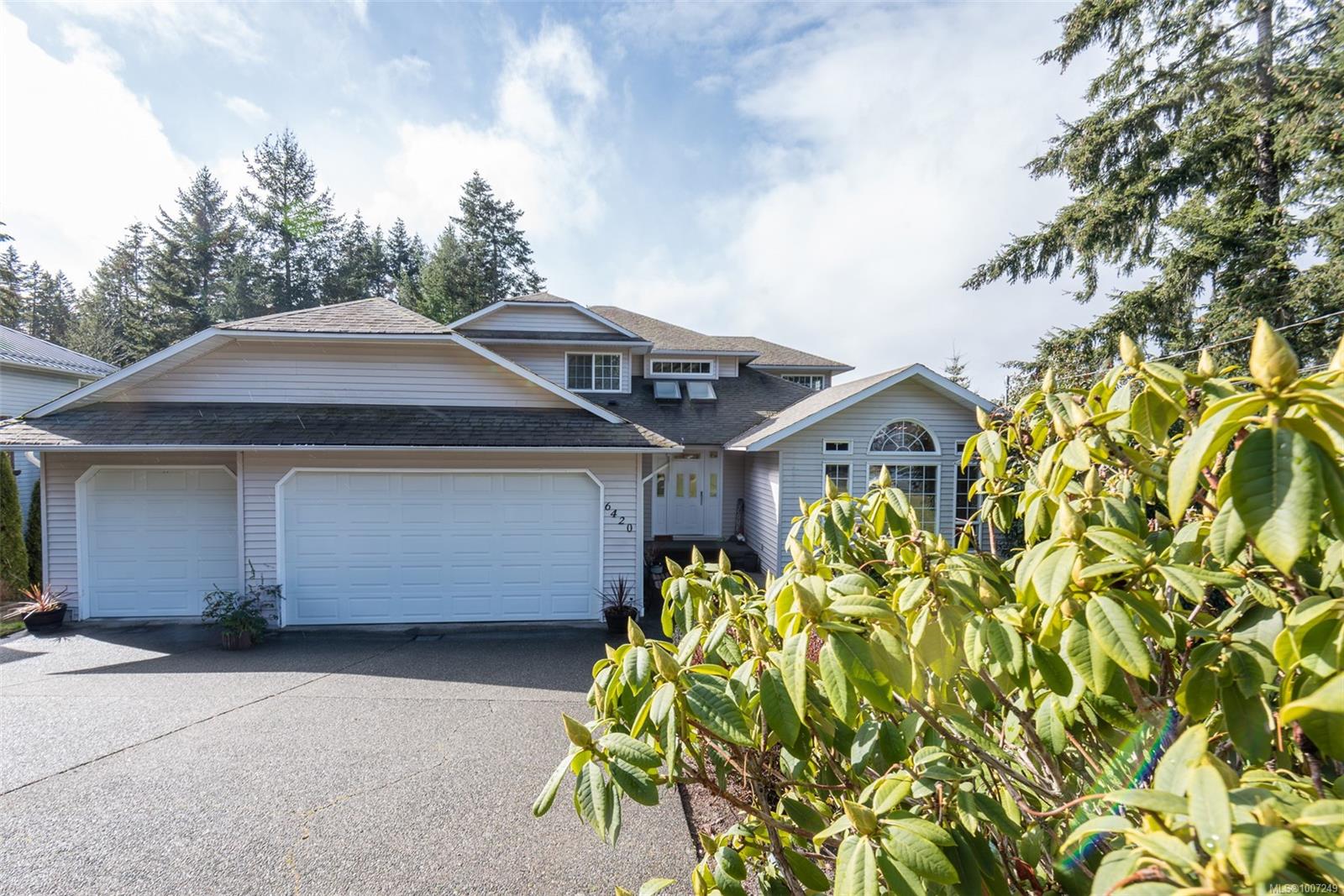 $1,150,000 - 6420 Diana Dr<br>British Columbia, V9L 5V1