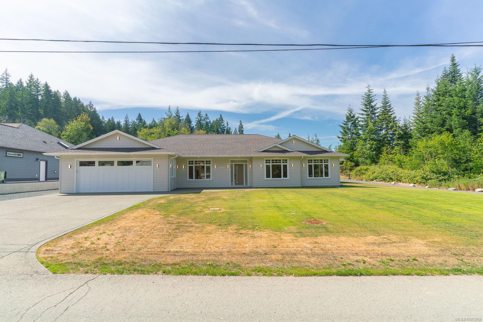 $1,489,000 - 2780 Burde St<br>British Columbia, V9Y 7M4
