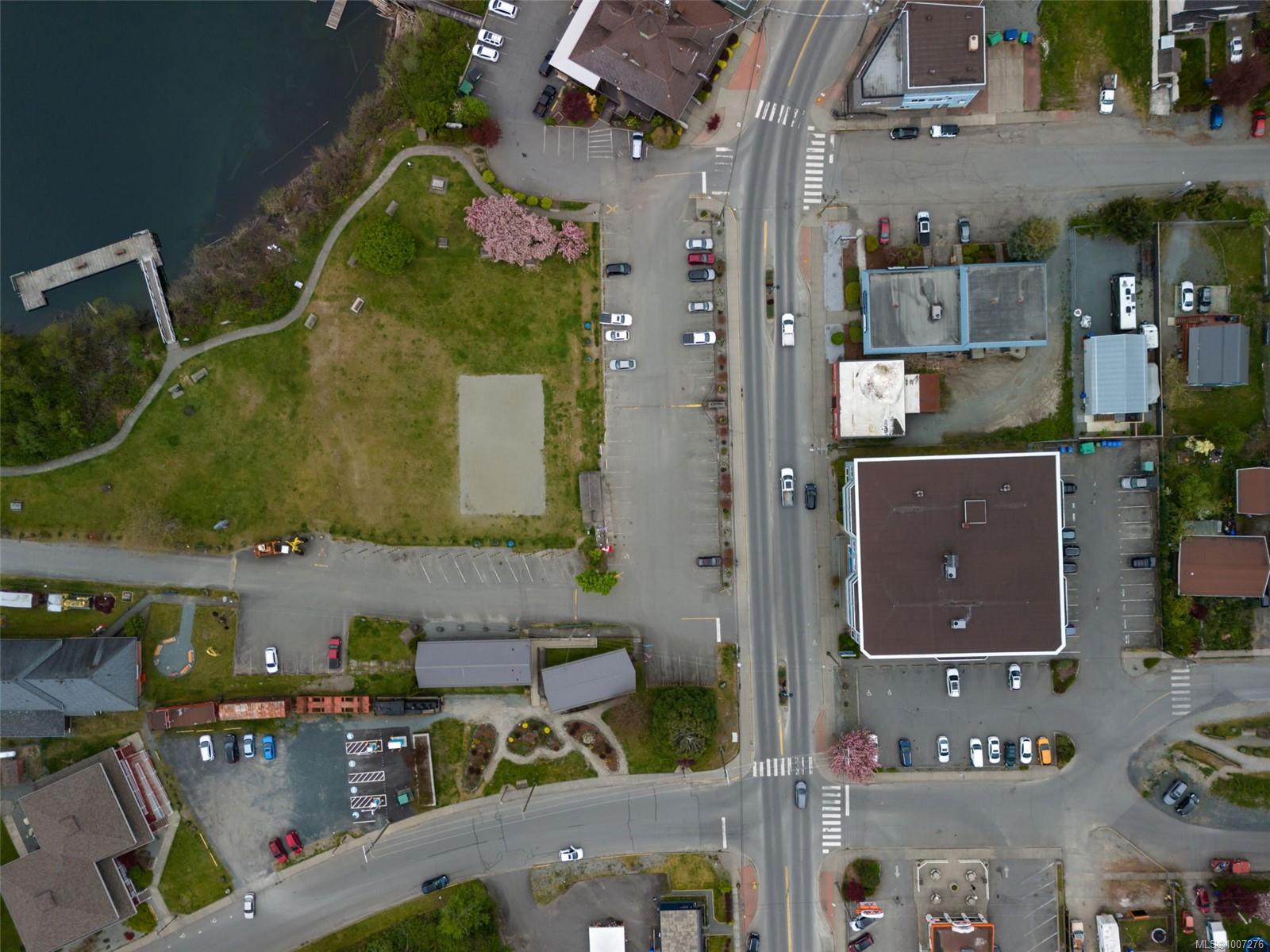 $399,900 - 138 South Shore Rd<br>British Columbia, V0R 2G0