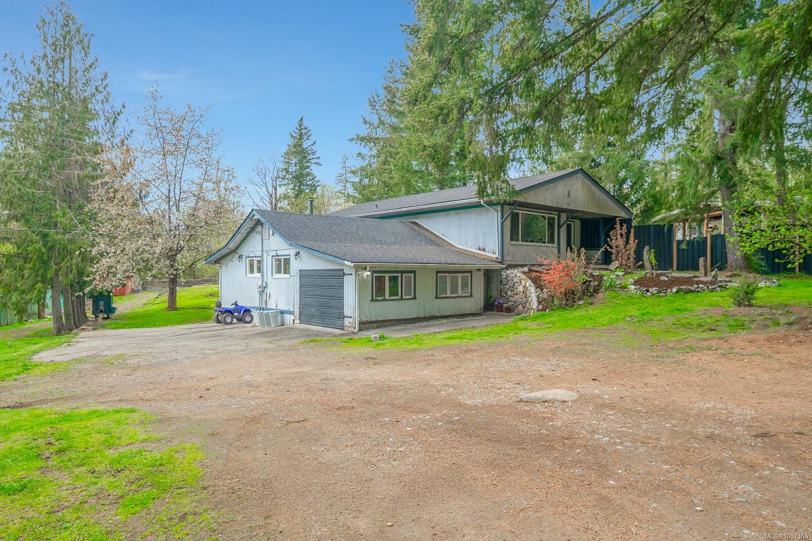 $649,900 - 8590 Bland Rd<br>British Columbia, V9Y 8N6