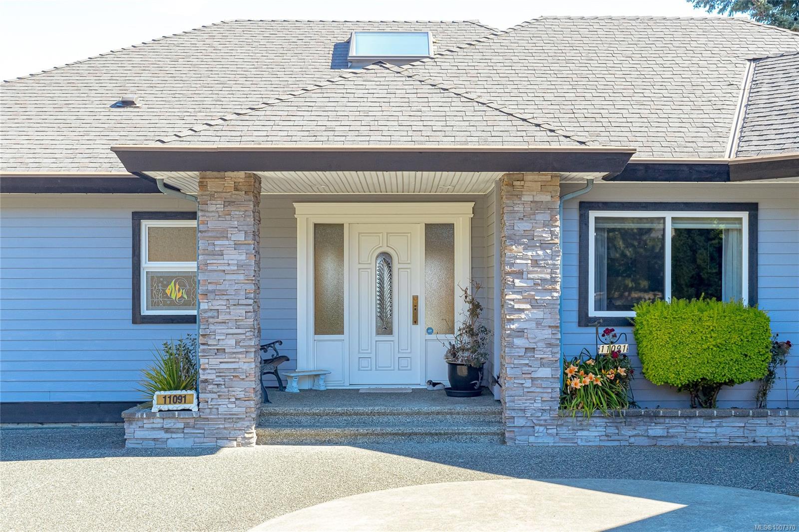 $1,469,000 - 11091 Gait Rd<br>British Columbia, V9G 1Y9