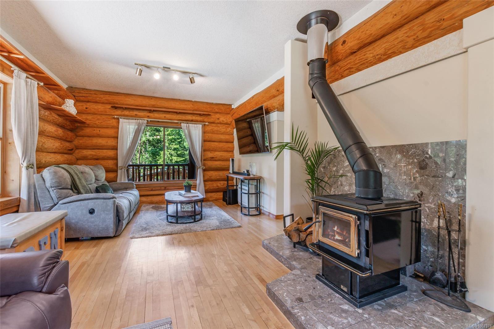 $909,900 - 3769 Panorama Cres<br>British Columbia, V0R 1K4
