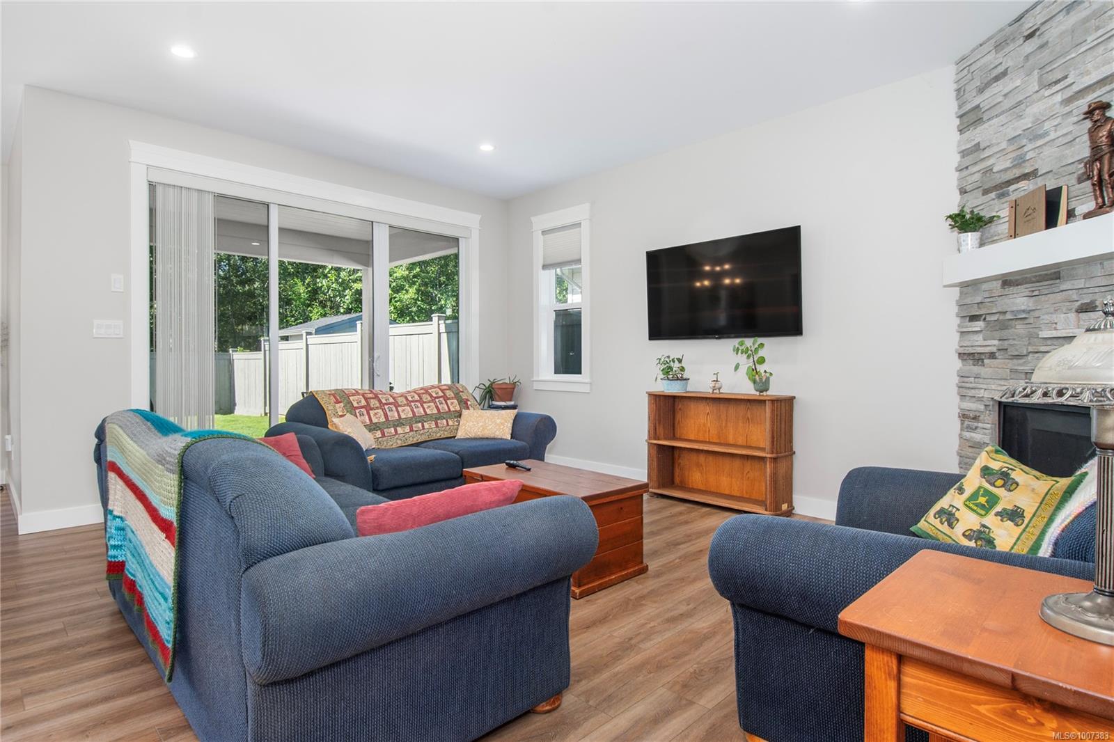 $815,000 - 2161 Evergreen Rd<br>British Columbia, V9W 0C8