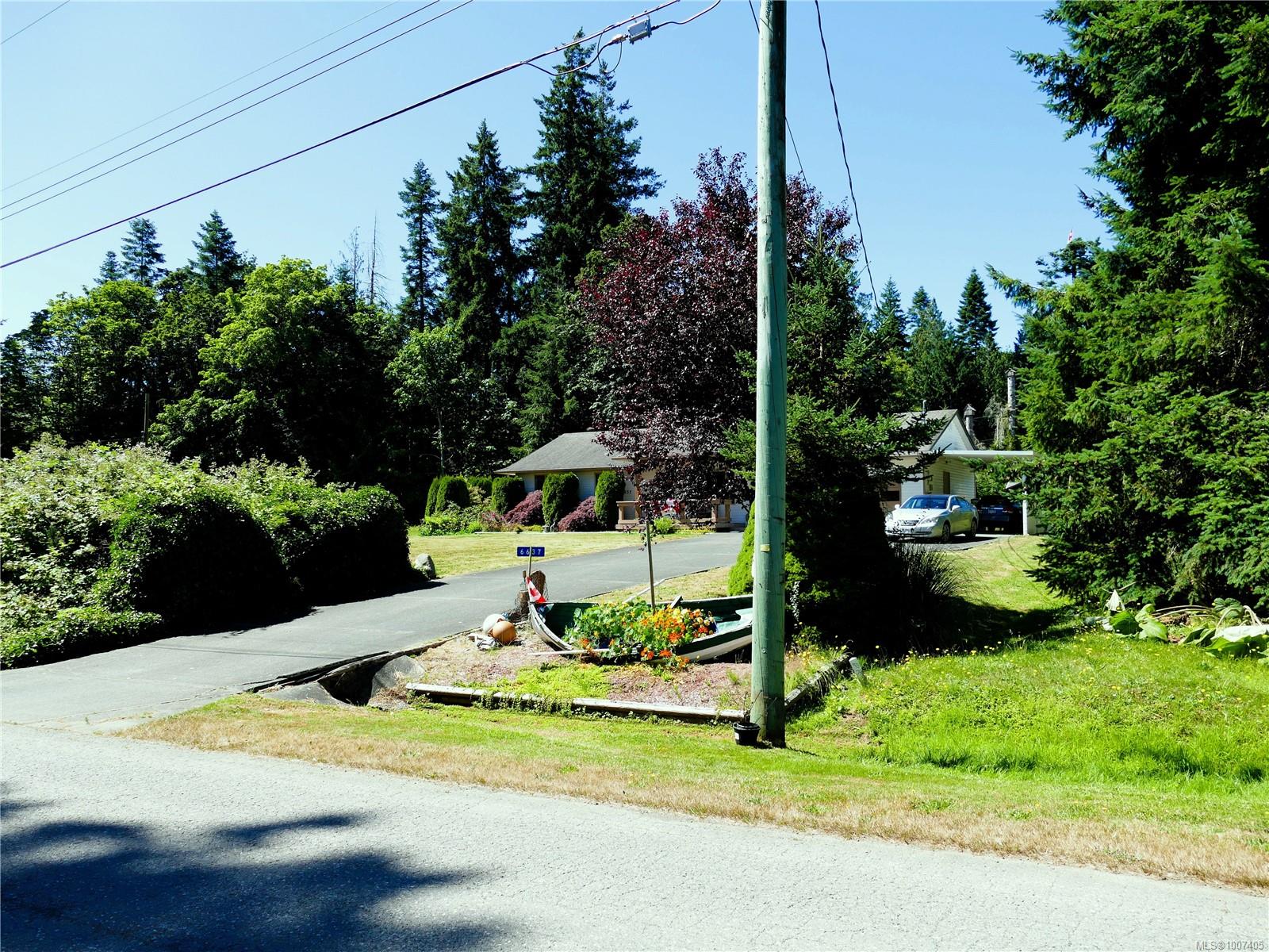 $795,000 - 6637 Walker Frontage Rd<br>British Columbia, V0R 1W0