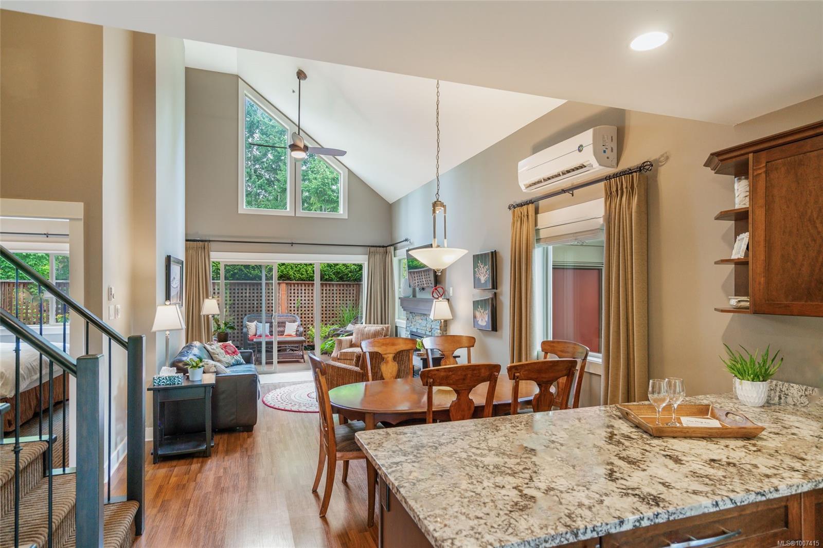 $725,000 - 1130 Resort Dr<br>British Columbia, V9P 2E3