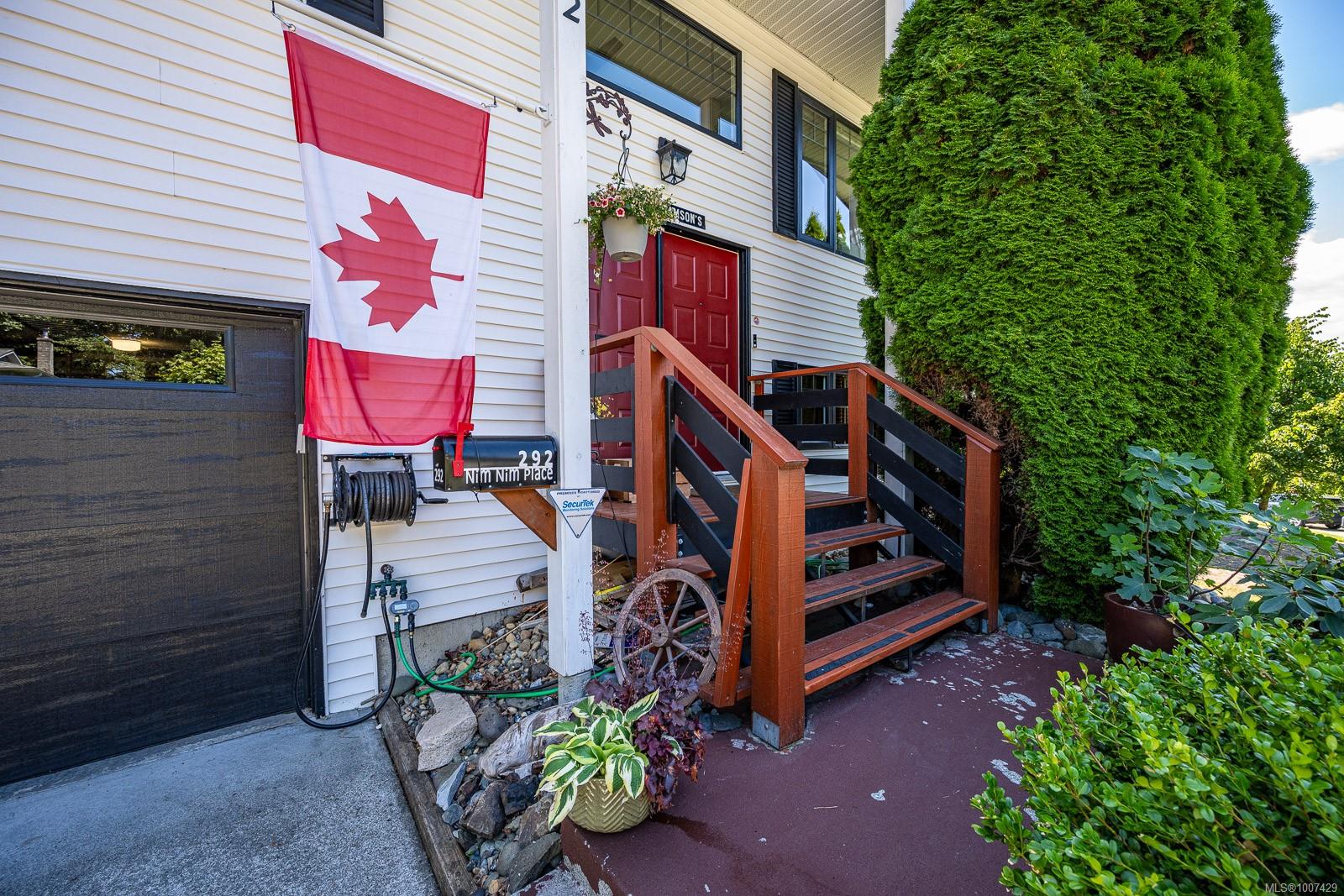 $819,900 - 292 Nim Nim Pl<br>British Columbia, V9N 8A5