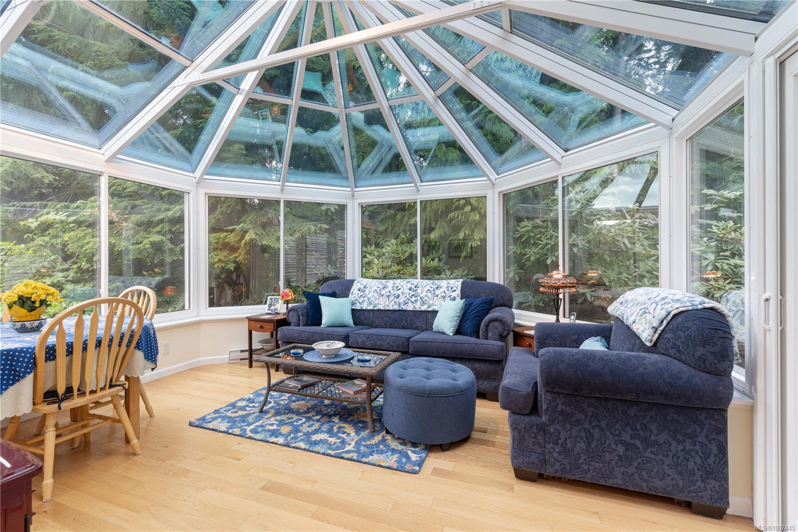 $725,000 - 1651 Abbey Rd<br>British Columbia, V9K 2S3