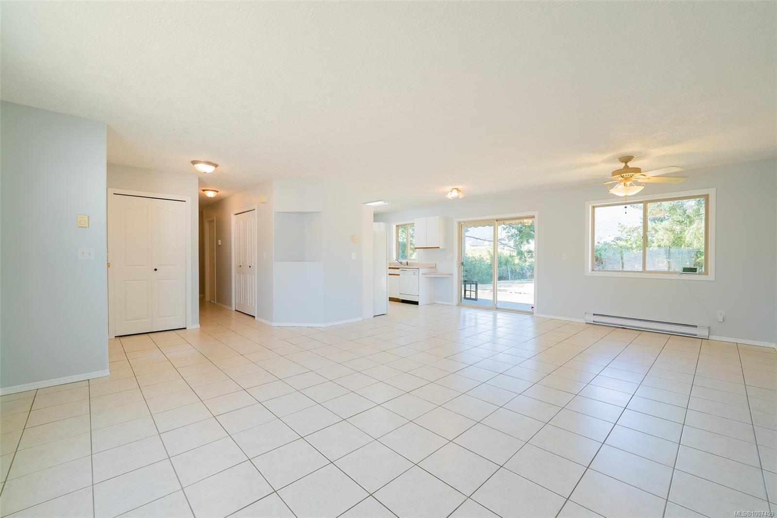 $674,900 - 2315 Rosstown Rd<br>British Columbia, V9T 3R4