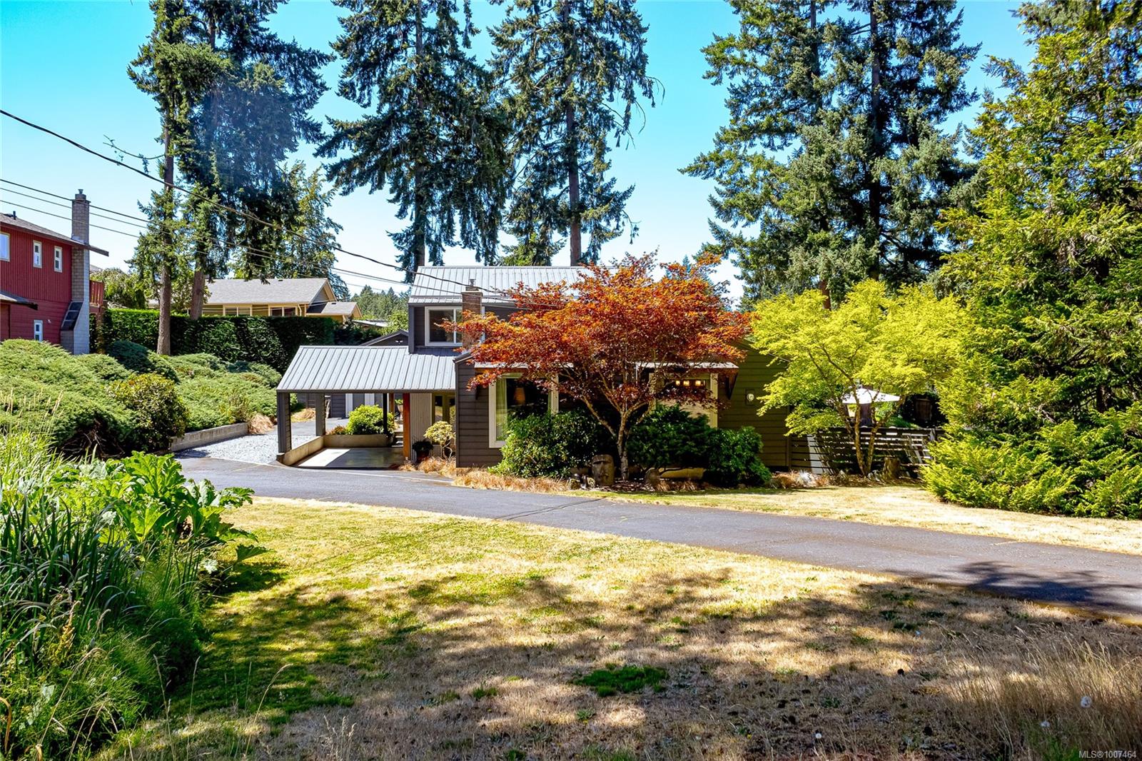 $1,100,000 - 6496 Wicks Rd<br>British Columbia, V9L 5V3