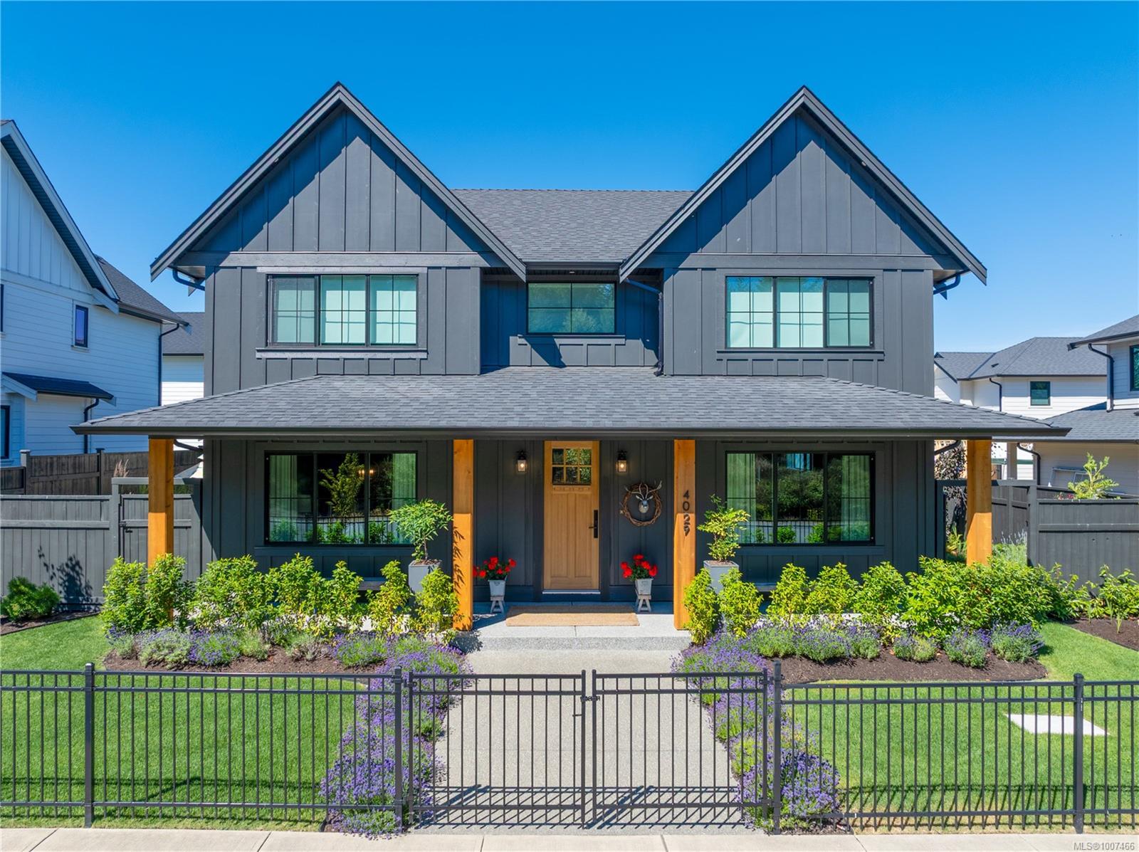 $1,579,000 - 4029 Buckstone Rd<br>British Columbia, V9N 0B4