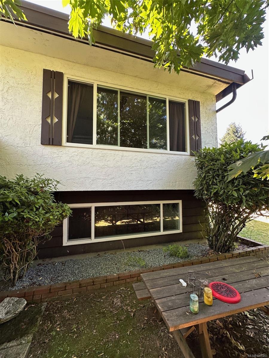 $729,000 - 301 Putter Pl<br>British Columbia, V9T 1V2