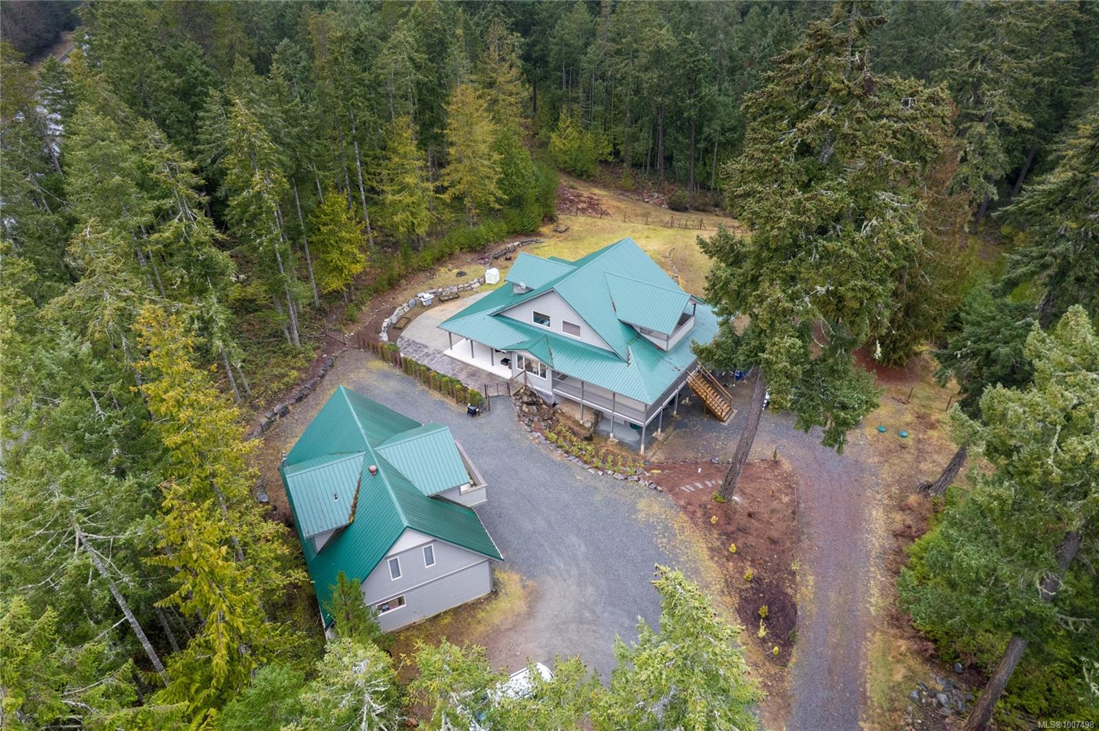 $1,599,000 - 907 Hemsworth Rd<br>British Columbia, V9K 1R3