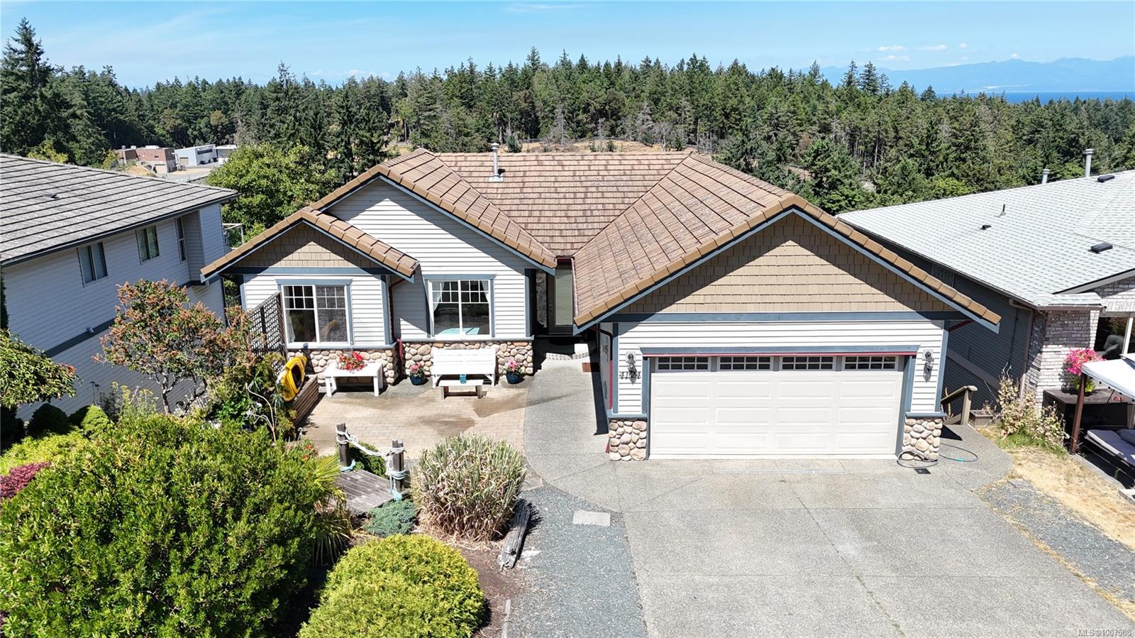 $1,350,000 - 4124 Gulfview Dr<br>British Columbia, V9T 6G3