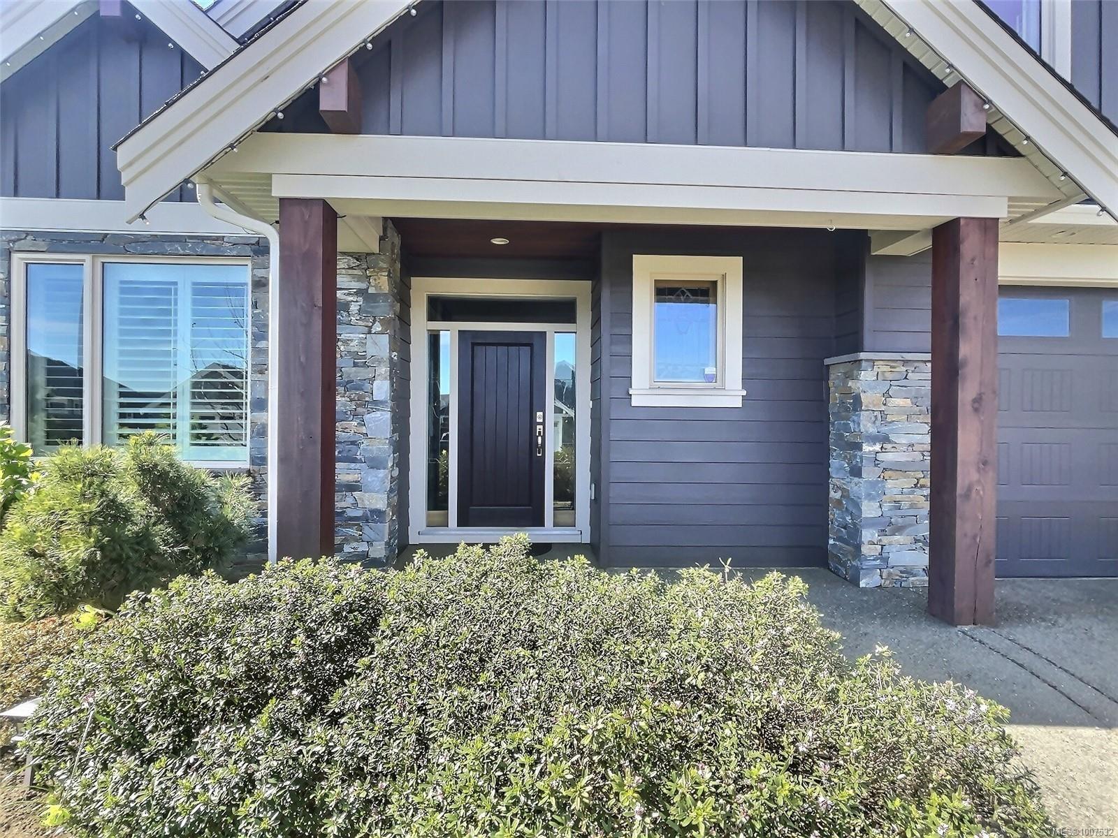 $1,435,000 - 473 Ridgefield Dr<br>British Columbia, V9P 0E2