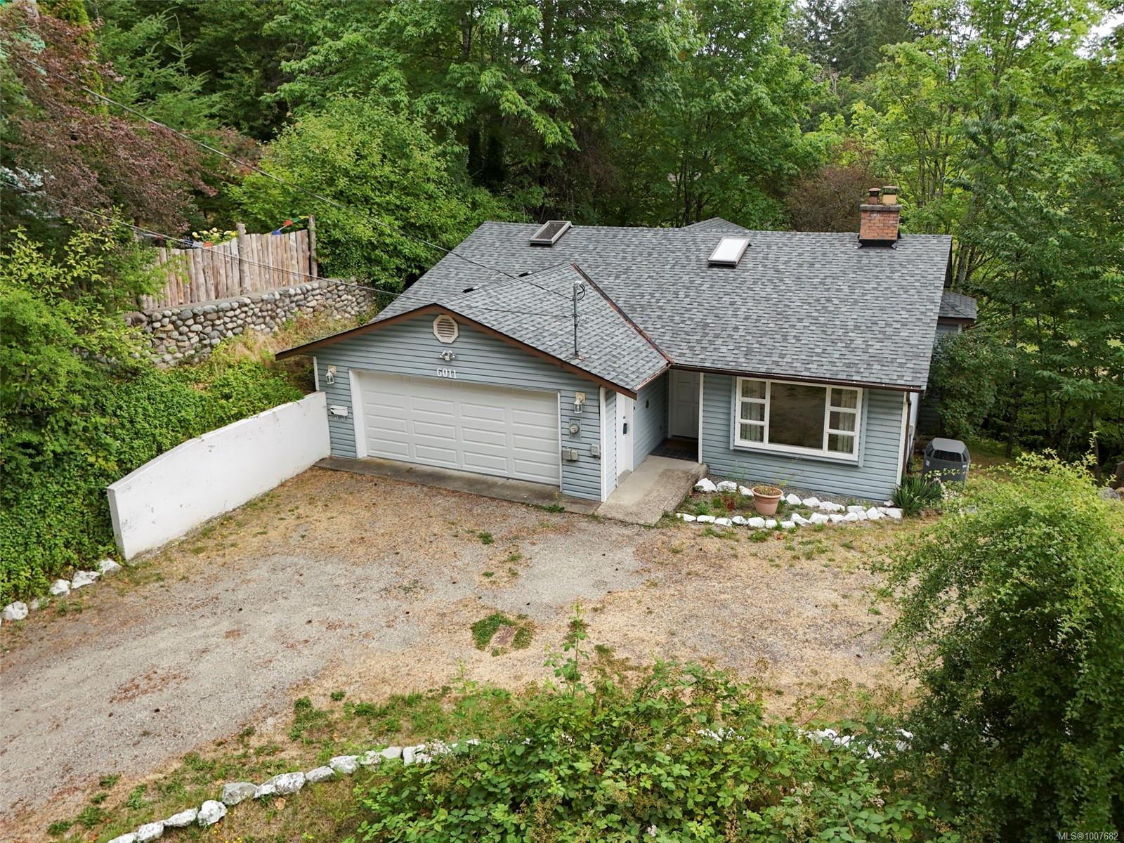 $739,900 - 6011 Mary St<br>British Columbia, V9L 2G5