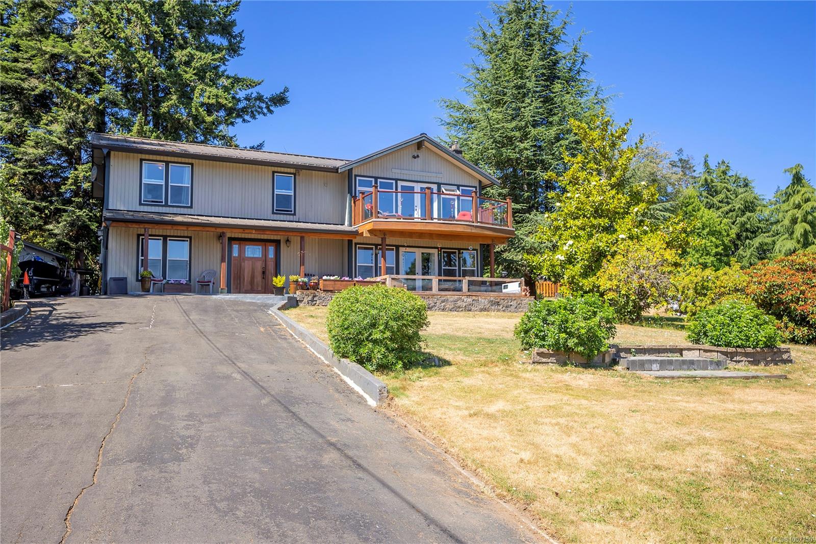 $1,400,000 - 1671 Fawcett Rd<br>British Columbia, V9X 1P2