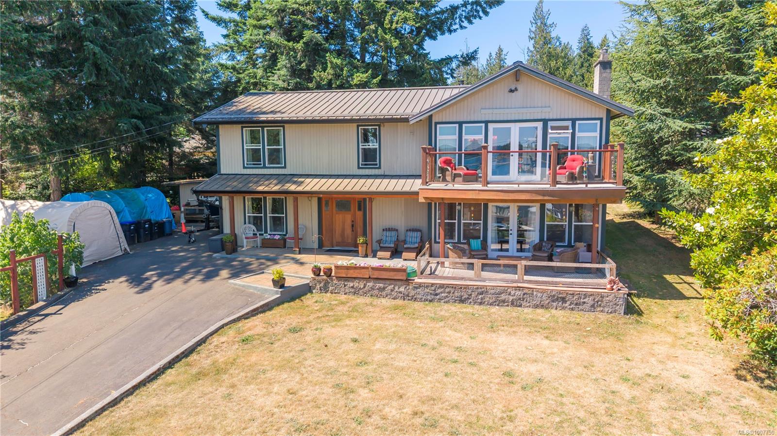 $1,400,000 - 1671 Fawcett Rd<br>British Columbia, V9X 1P2