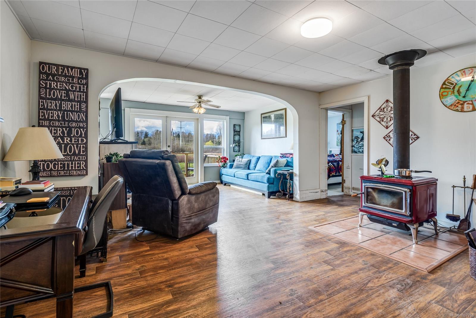 $2,190,000 - 4766 Headquarters Rd<br>British Columbia, V9N 9H4