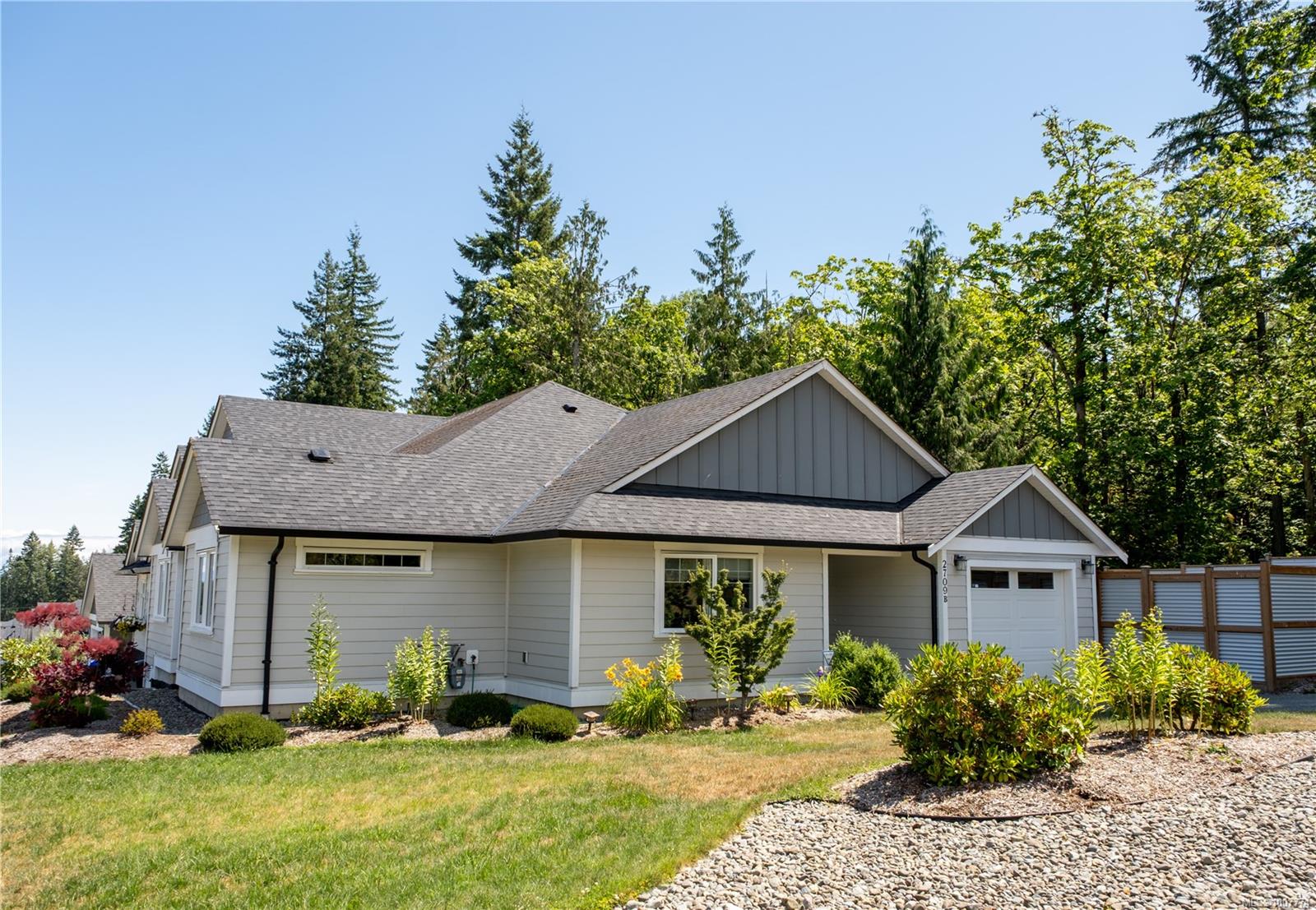 $770,000 - 2709 Bickle St<br>British Columbia, V9N 0C8