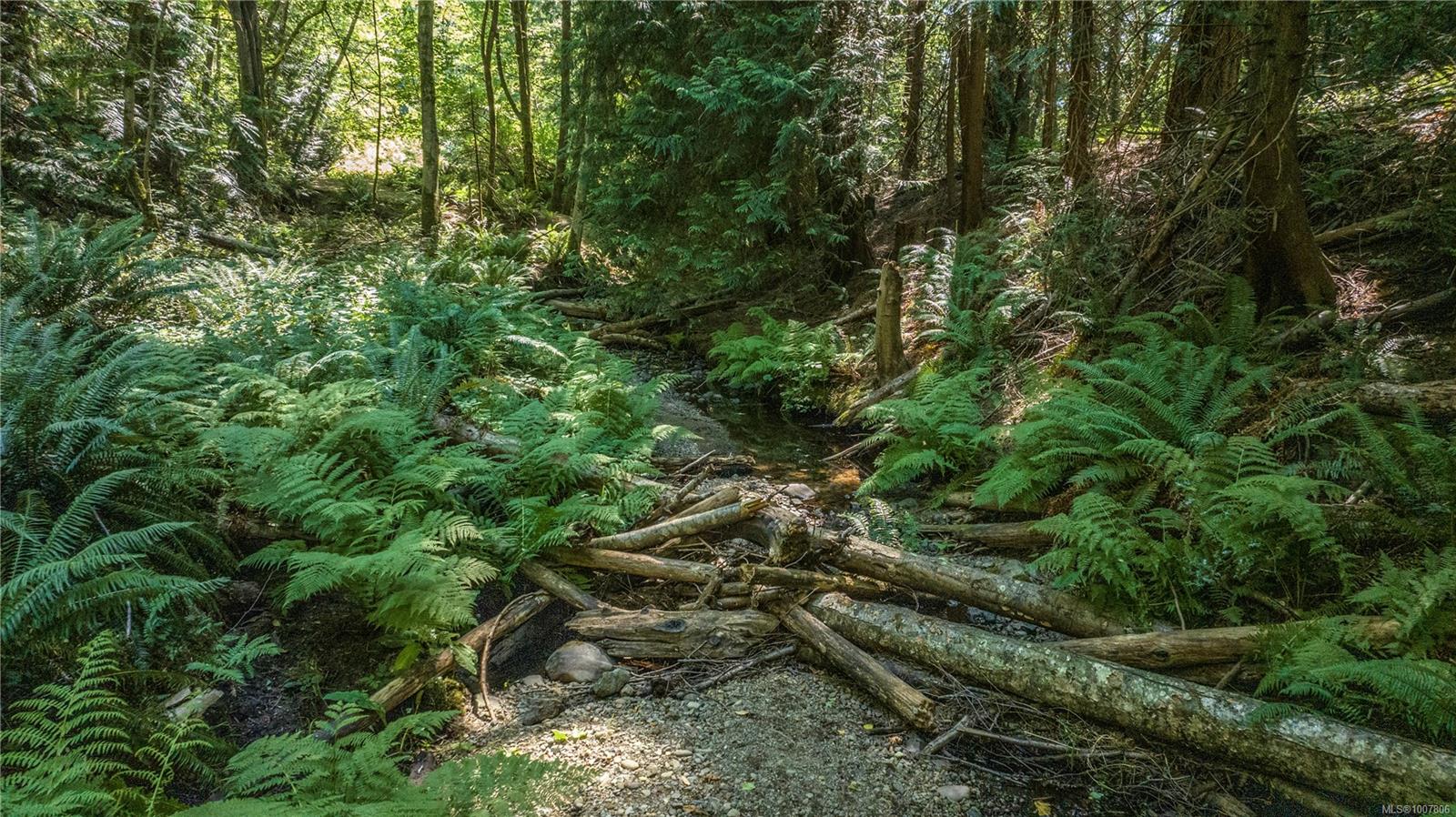$5,500,000 - 200 Linley Rd<br>British Columbia, V9T 1L7