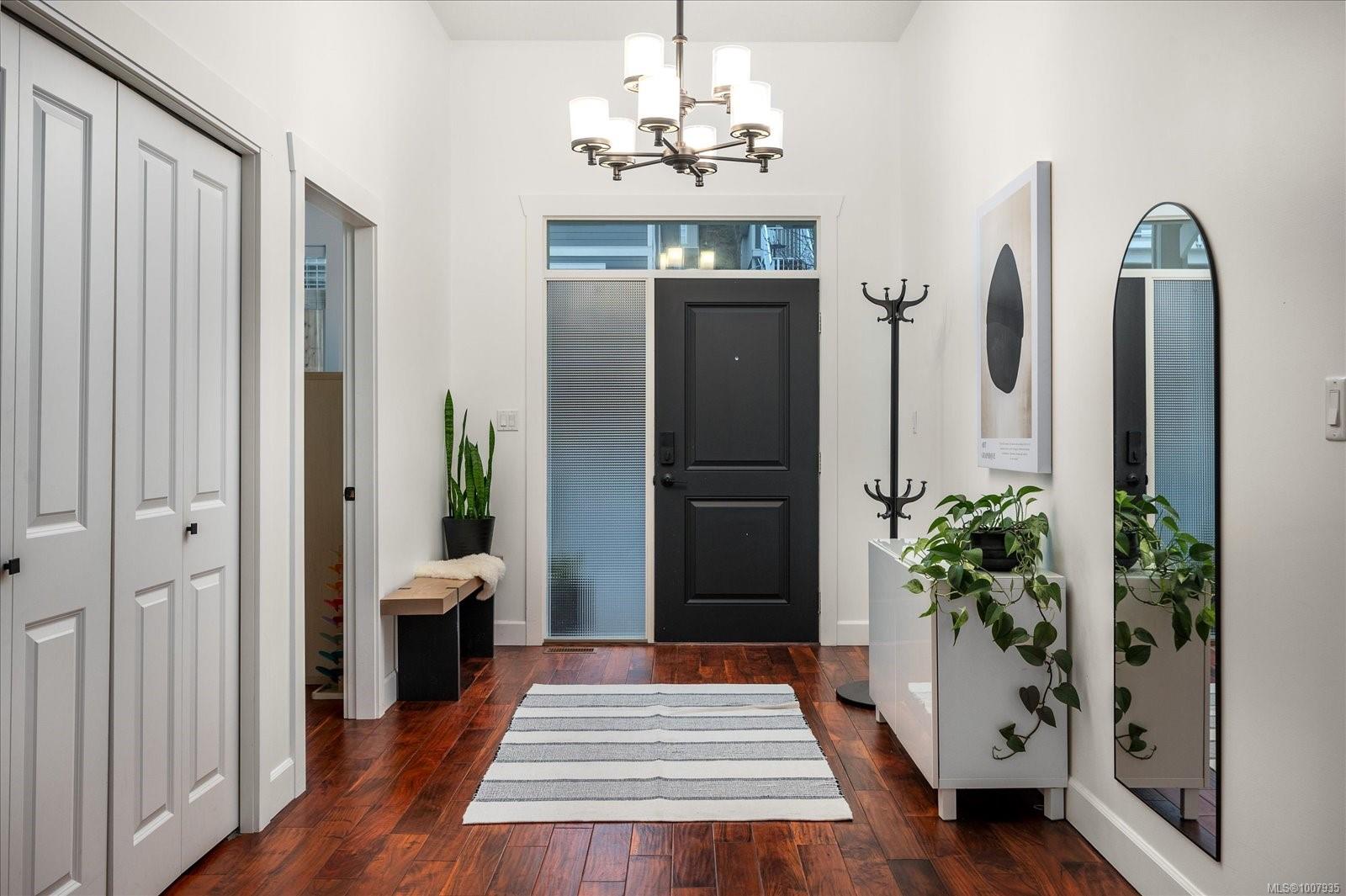 $999,999 - 4999 Dunn Pl<br>British Columbia, V9T 6S9