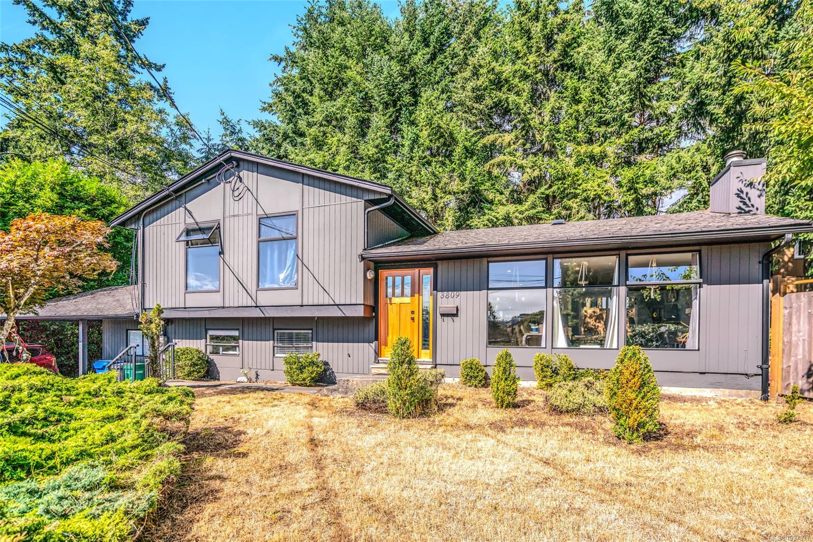 3809 Morris Pl, Na Uplands real estate property for sale in Nanaimo British Columbia, V9T 3W2