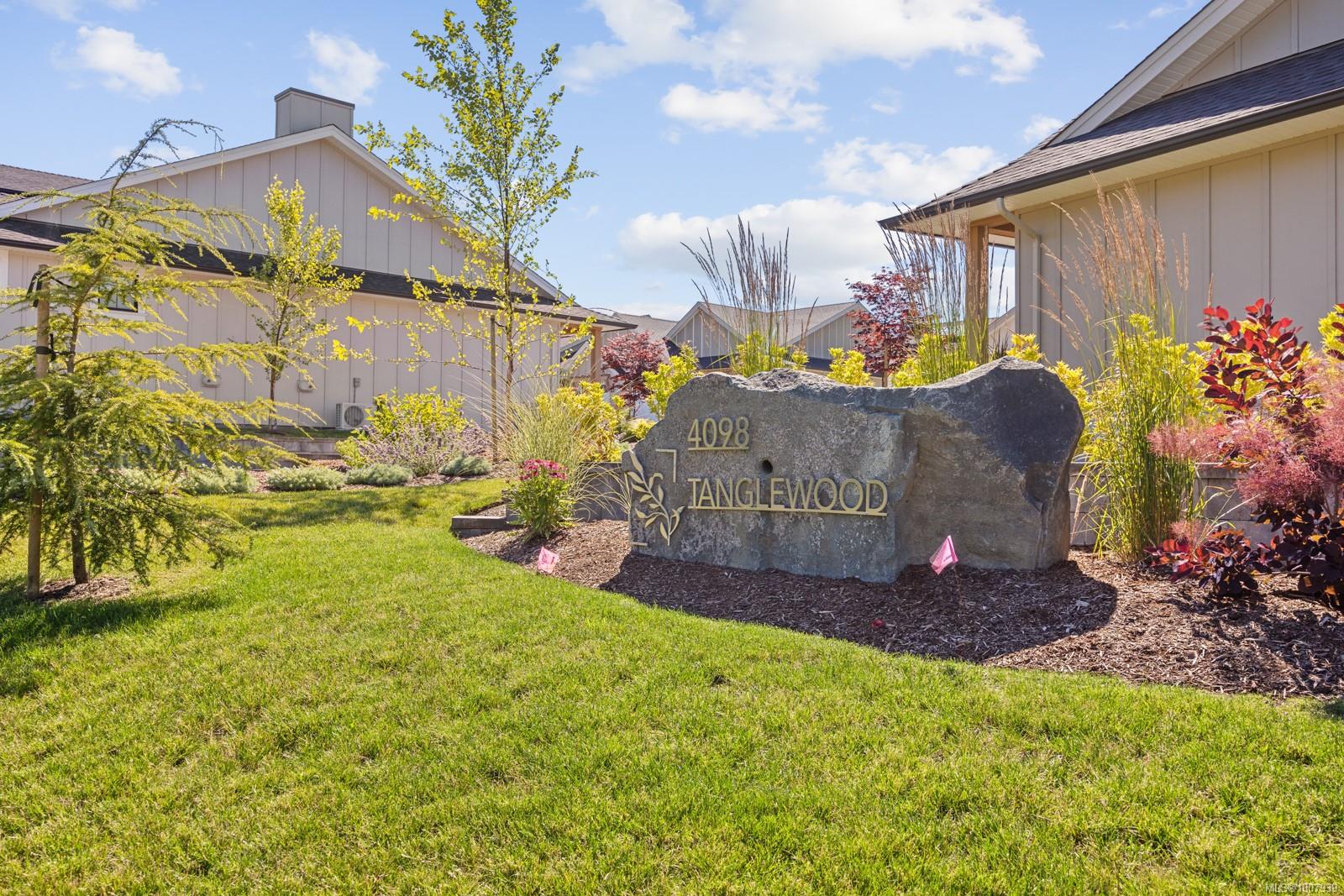 $775,000 - 4098 Buckstone Rd<br>British Columbia, V9N 0H2