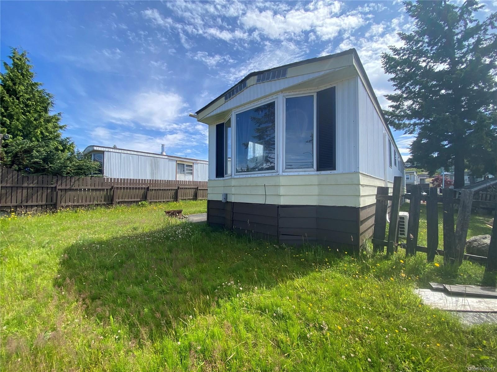 $170,000 - 2266 Camosun Cres<br>British Columbia, V0N 2R0